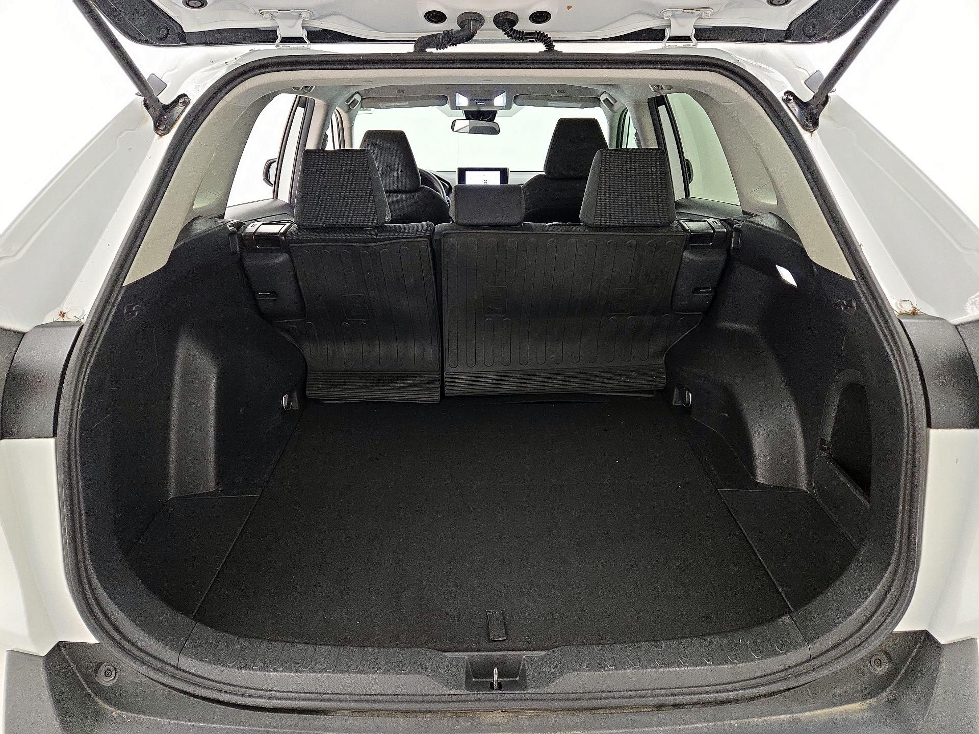 Thumbnail: 2024 Toyota RAV4 - 20