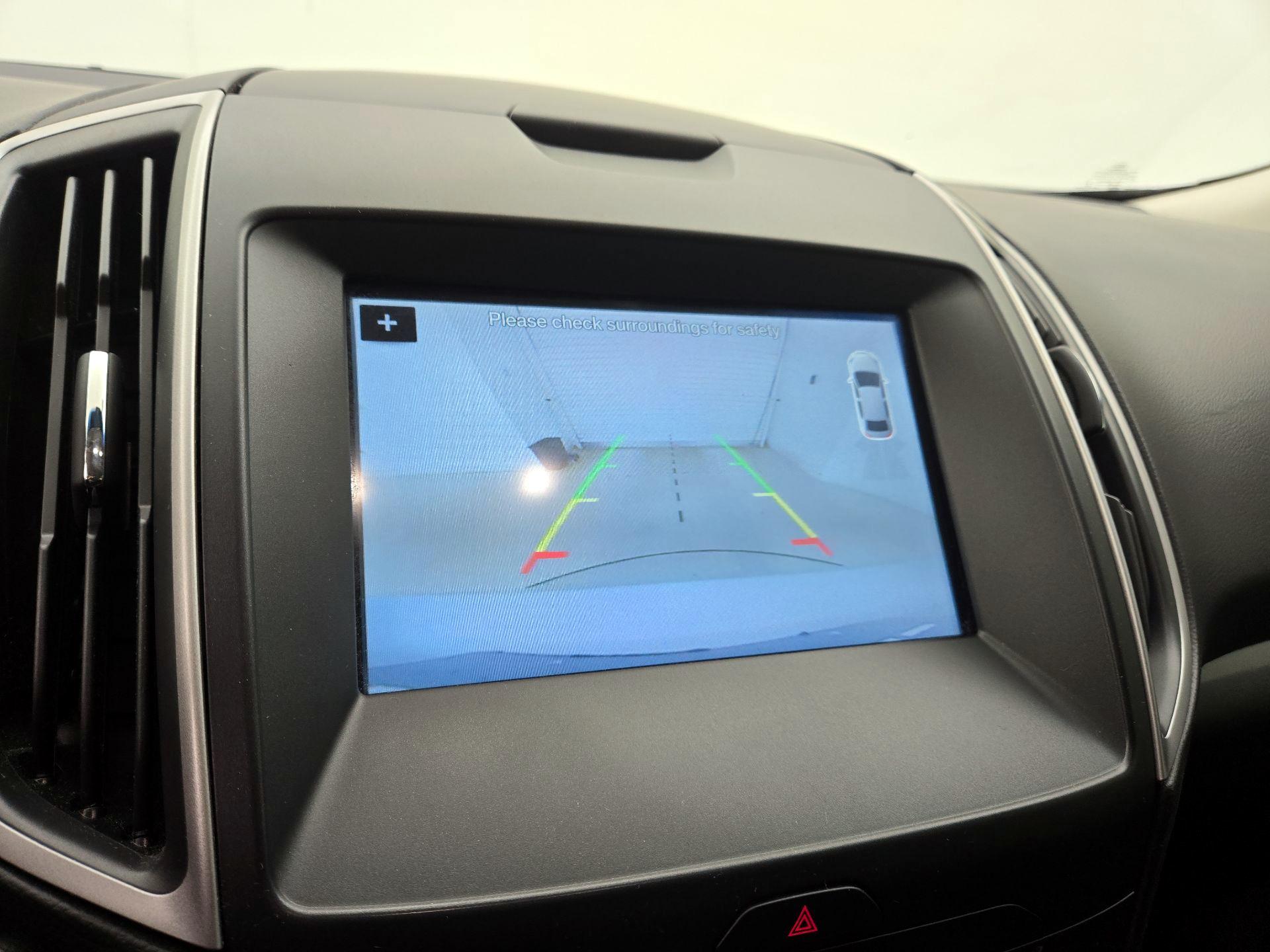 Thumbnail: 2018 Ford Edge - 14