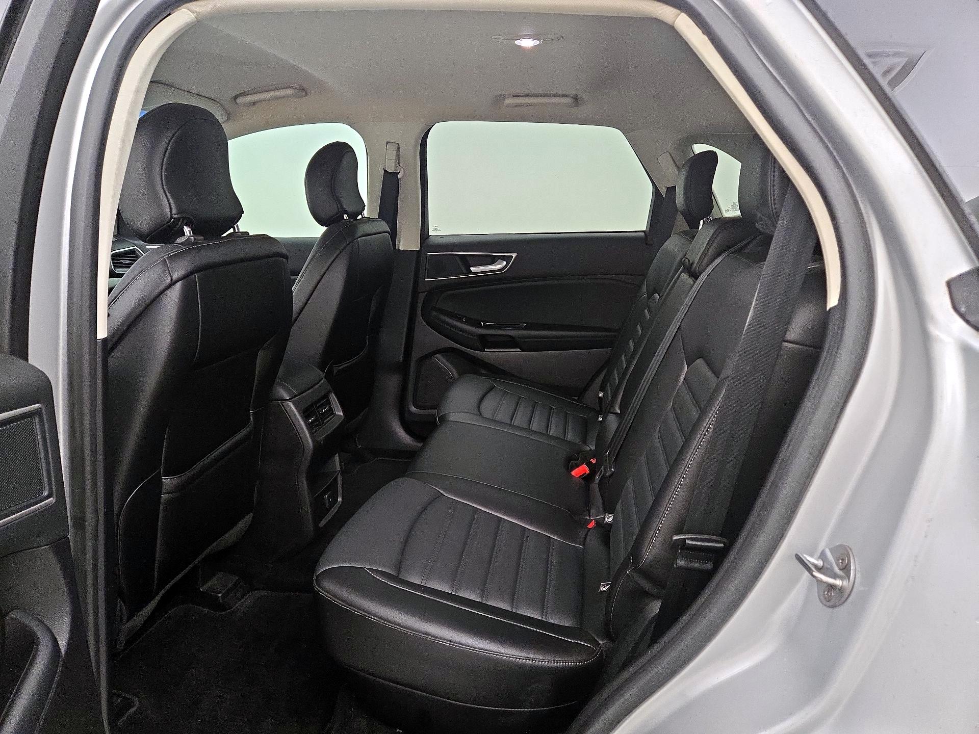 Thumbnail: 2018 Ford Edge - 19