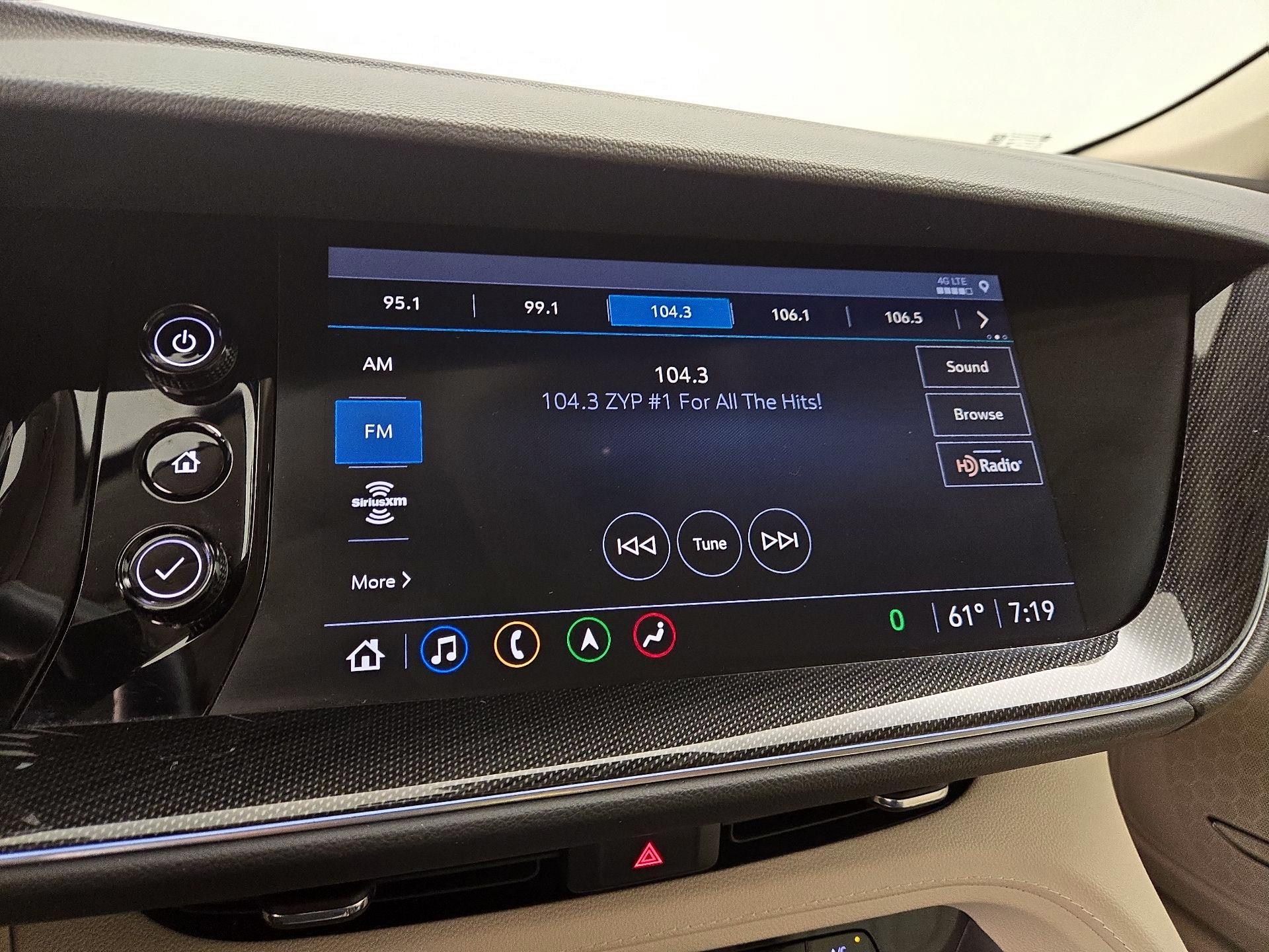 Thumbnail: 2021 Buick Envision - 16