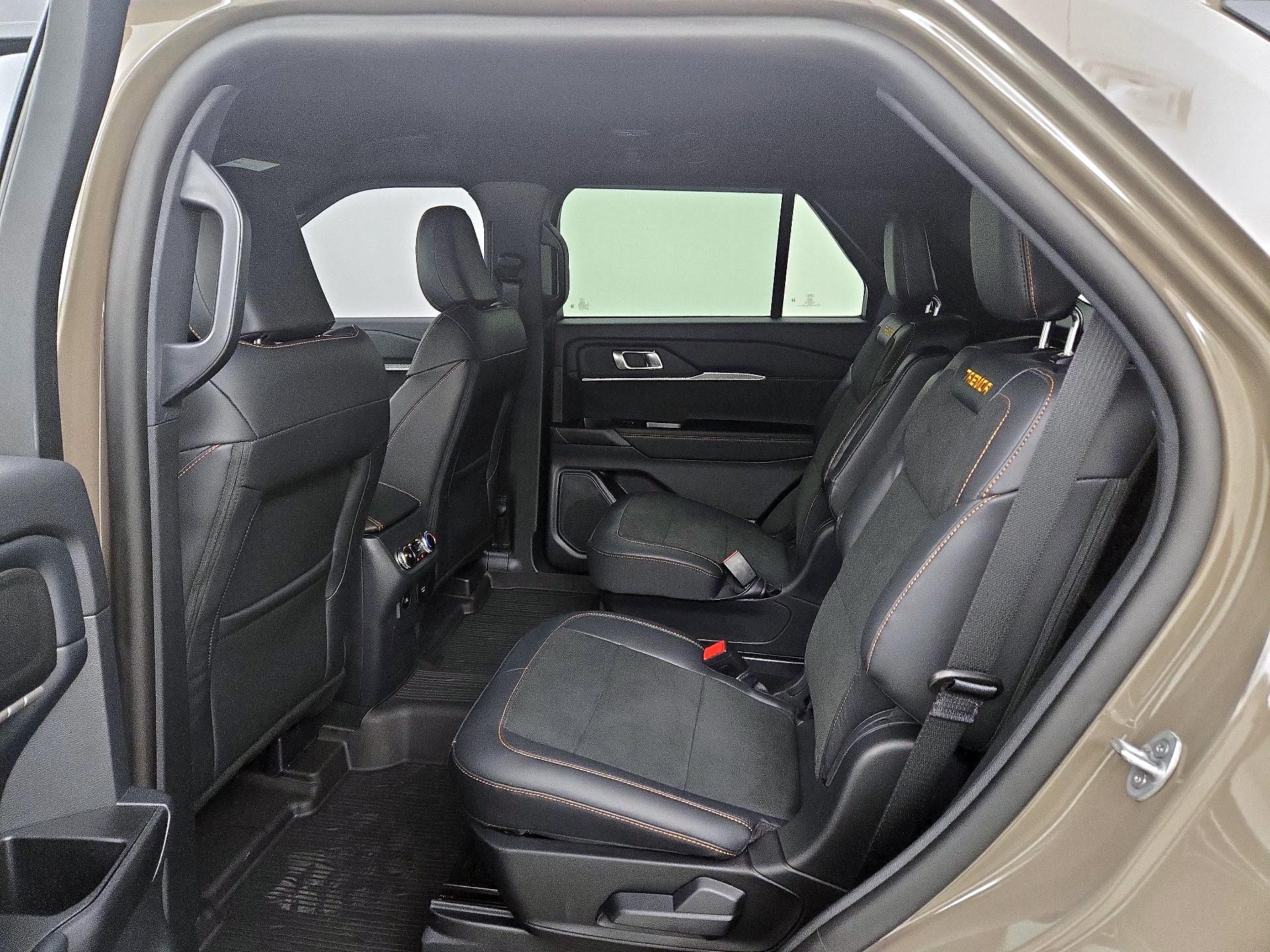 Thumbnail: 2026 Ford Explorer - 19