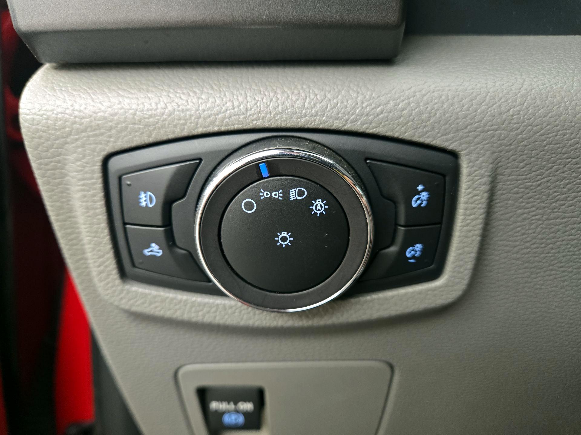 Thumbnail: 2018 Ford F-150 - 13