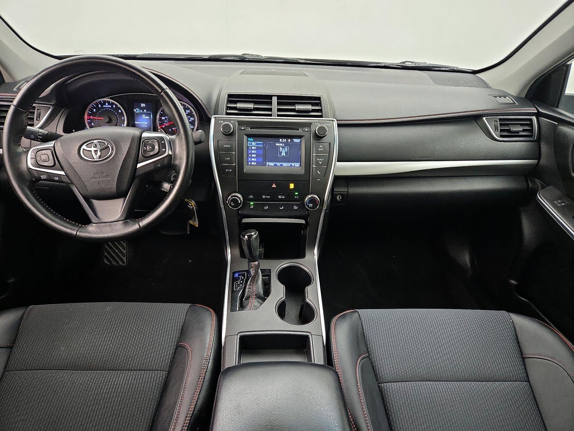 Thumbnail: 2016 Toyota Camry - 9