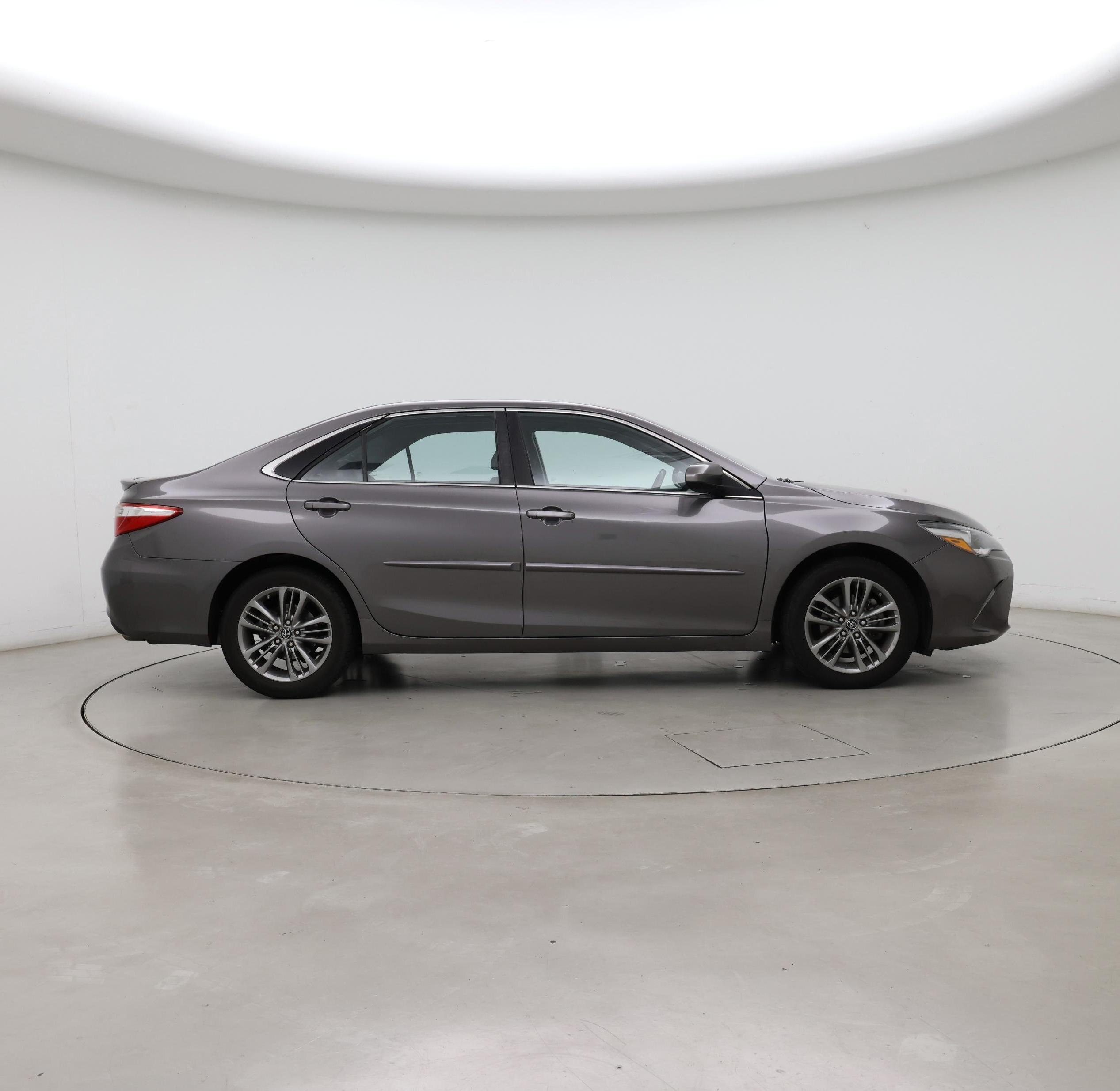 Thumbnail: 2016 Toyota Camry - 7