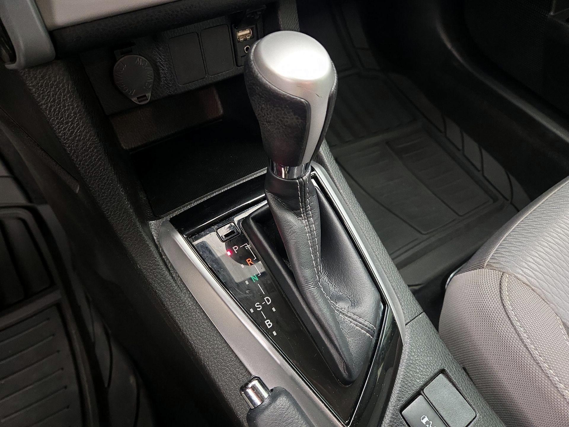 Thumbnail: 2019 Toyota Corolla - 17