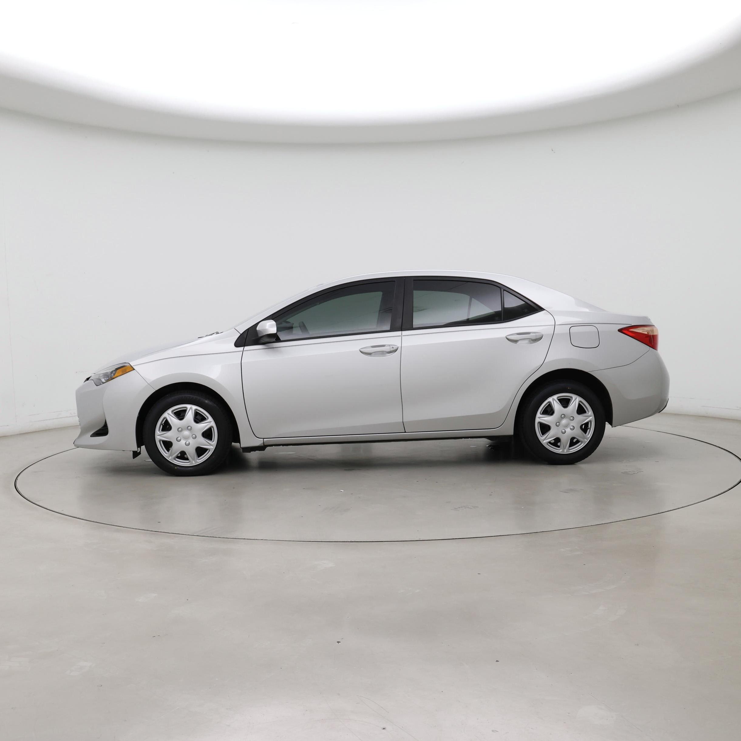 Thumbnail: 2019 Toyota Corolla - 3