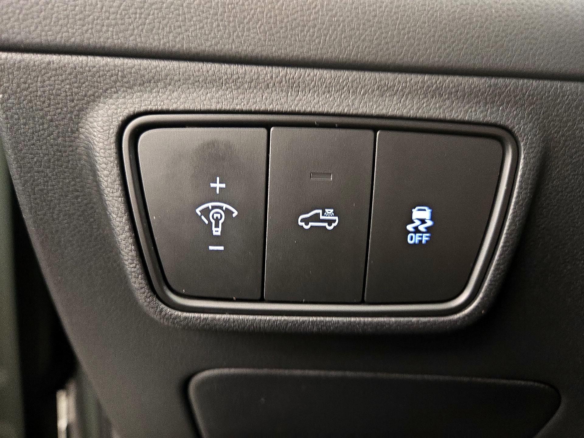 Thumbnail: 2023 Hyundai Santa Cruz - 13