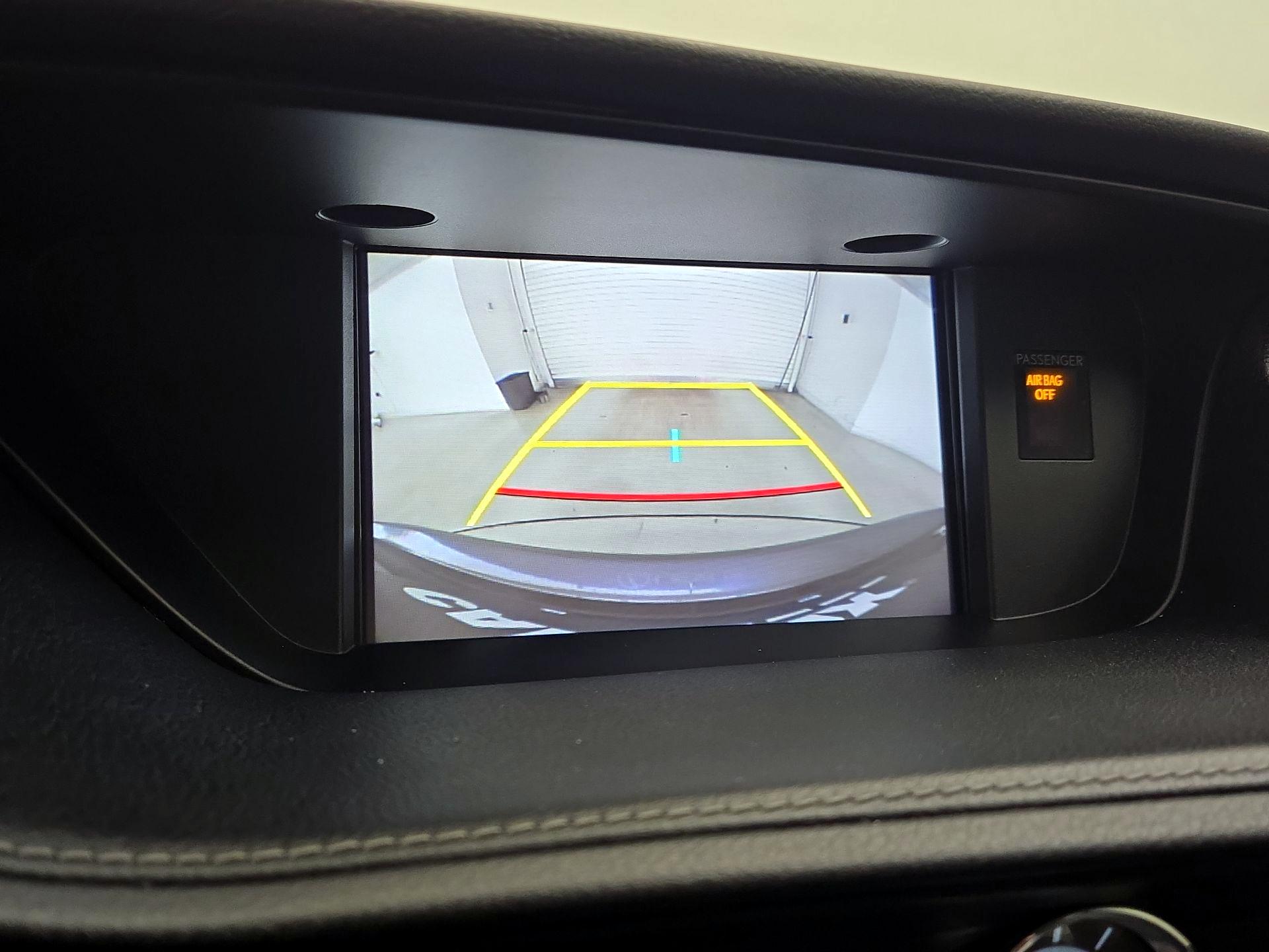 Thumbnail: 2018 Lexus ES - 14