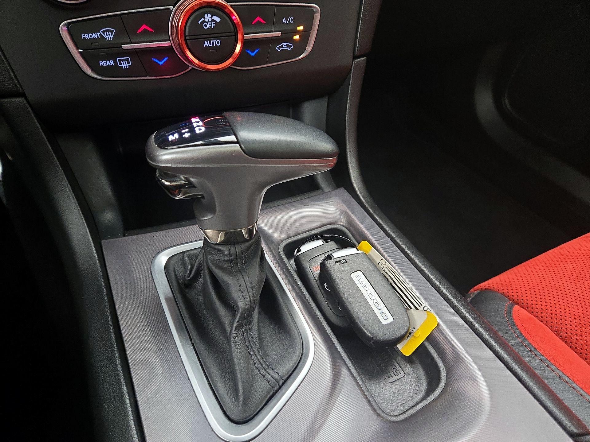 Thumbnail: 2020 Dodge Charger - 17