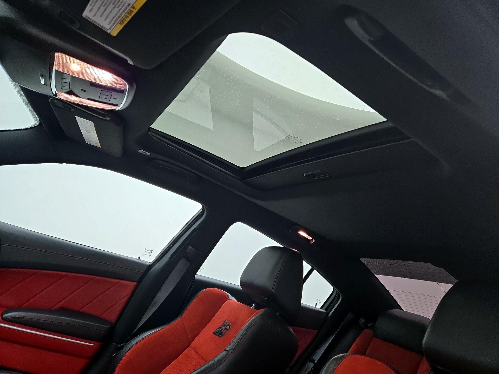 Thumbnail: 2020 Dodge Charger - 19