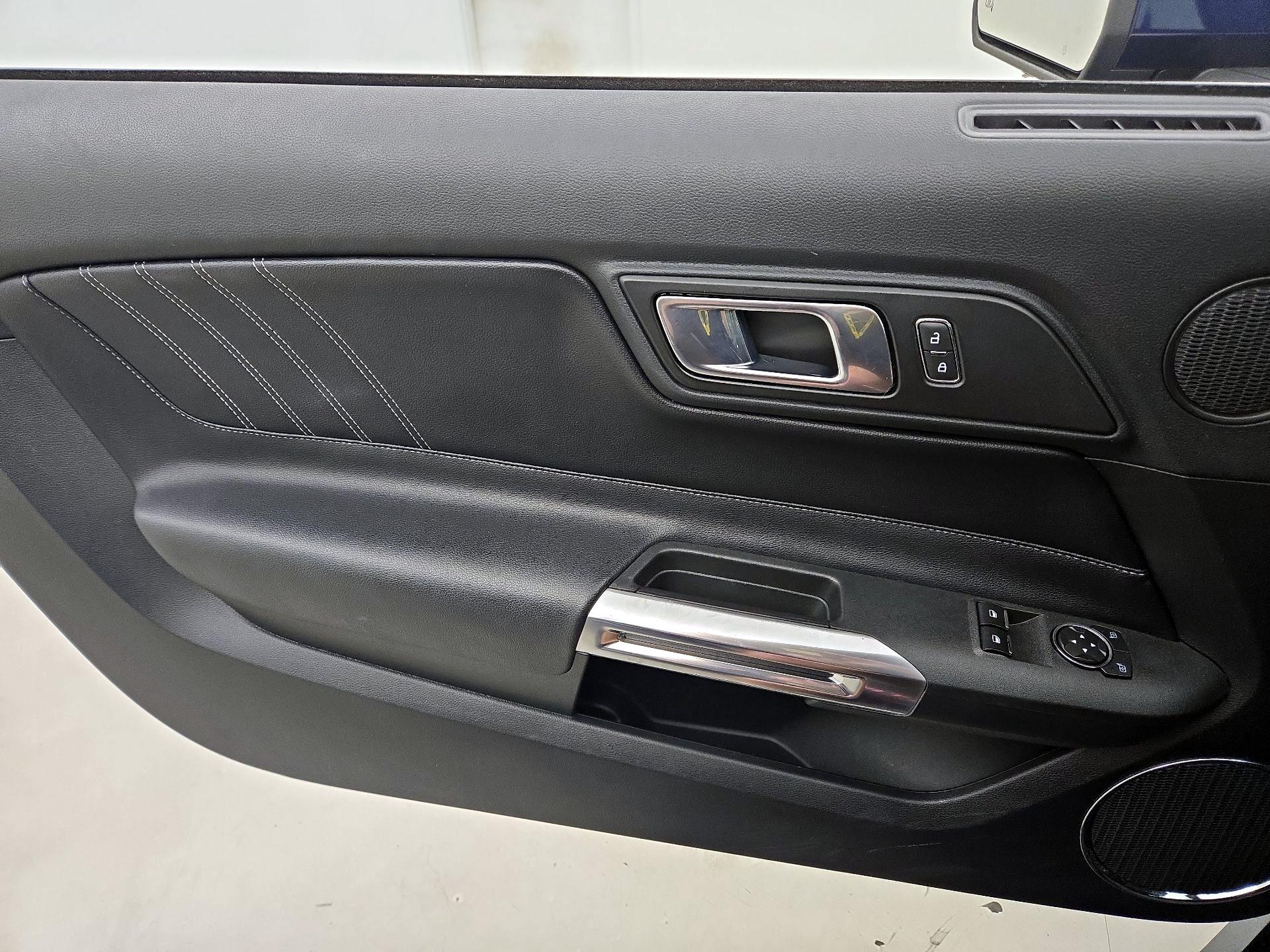 Thumbnail: 2020 Ford Mustang - 12