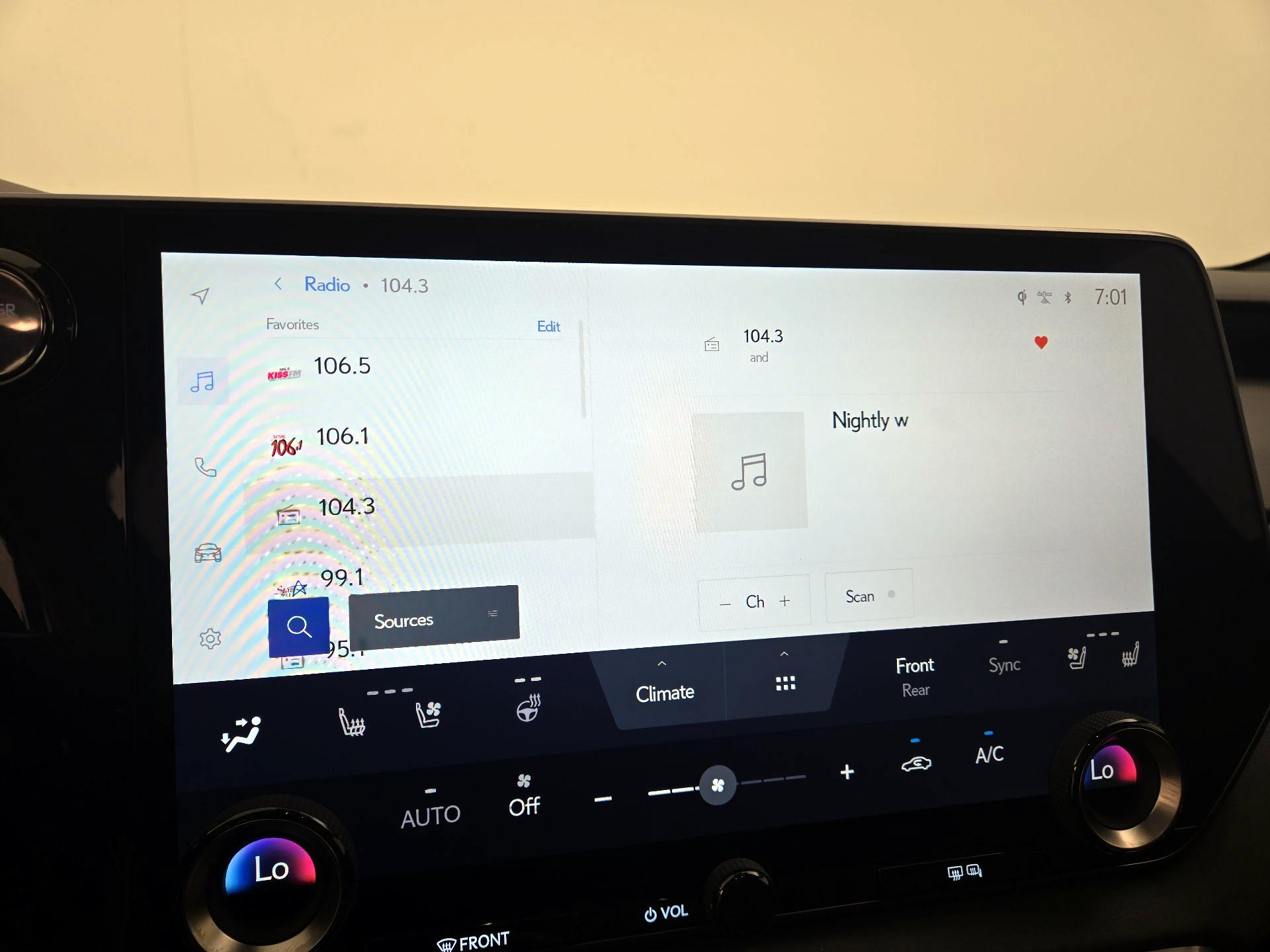 Thumbnail: 2024 Lexus RX - 15