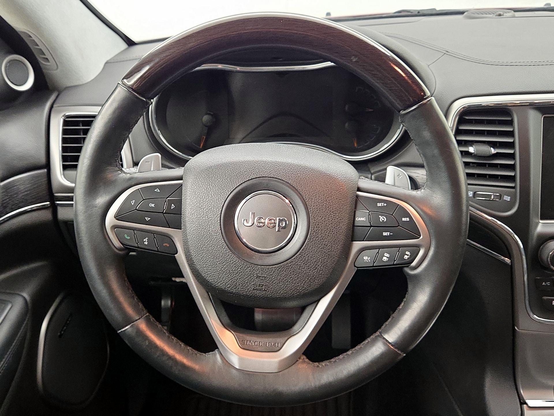 Thumbnail: 2017 Jeep Grand Cherokee - 10