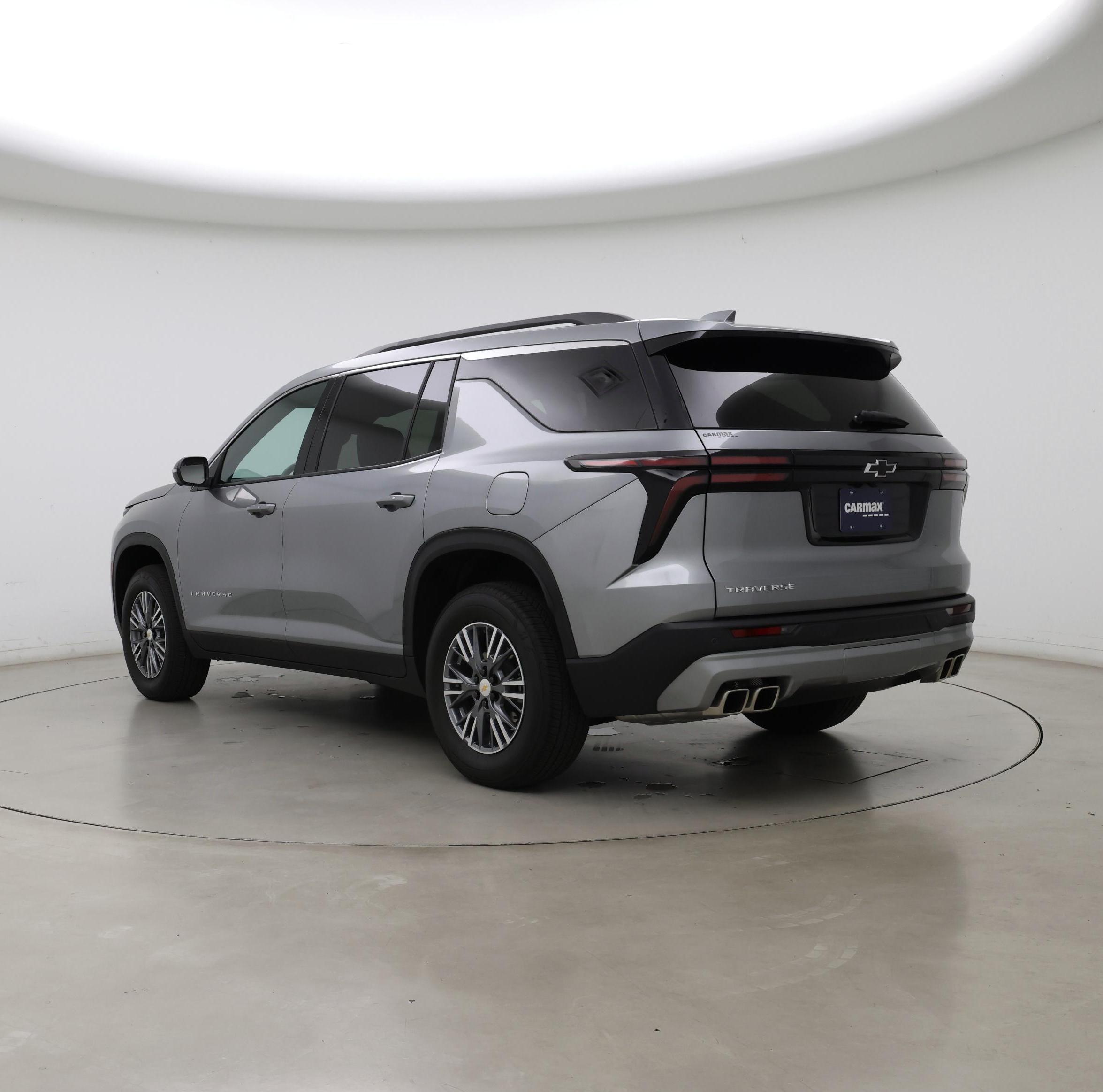 Thumbnail: 2025 Chevrolet Traverse - 2