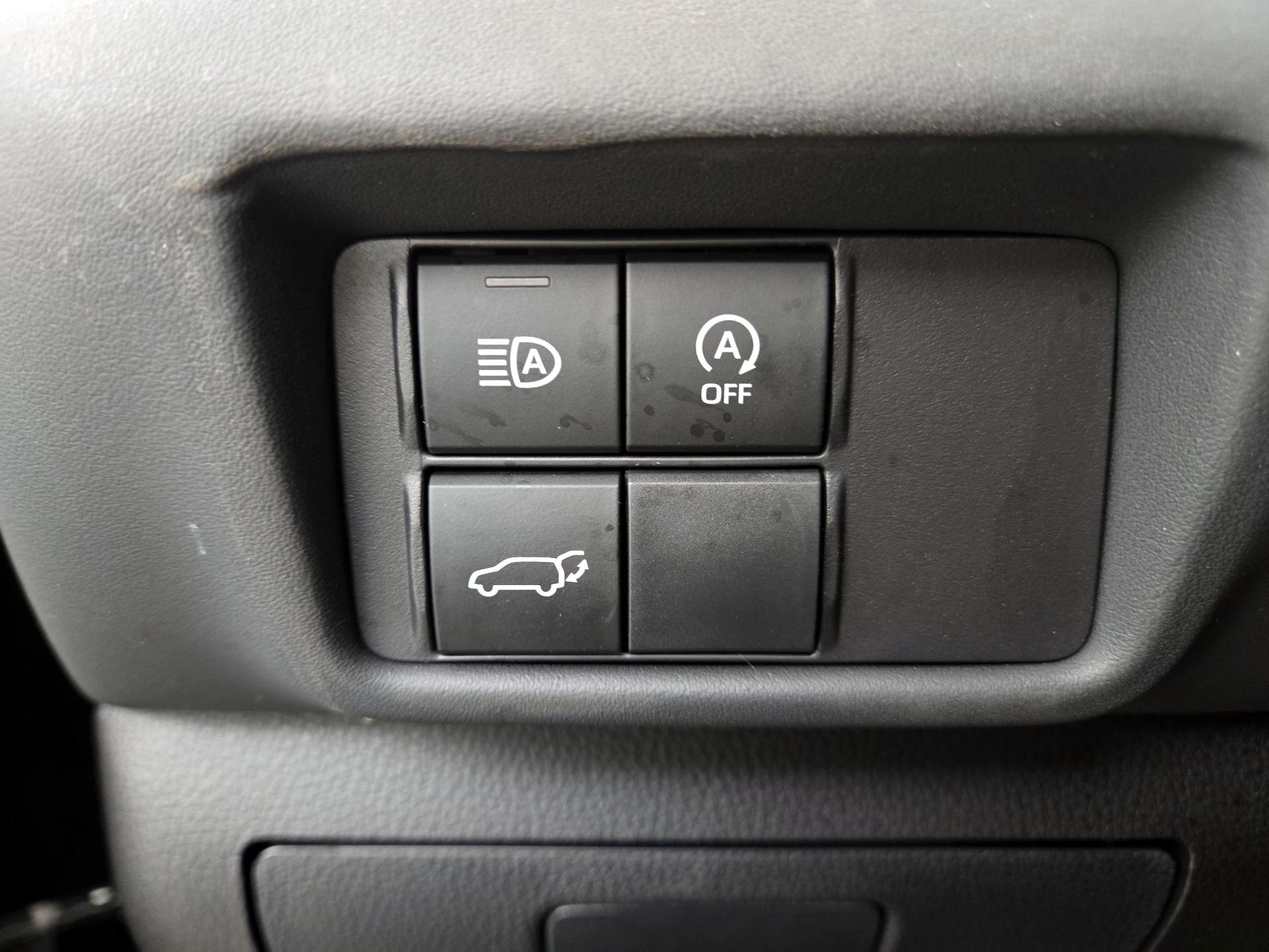 Thumbnail: 2024 Toyota Highlander - 13