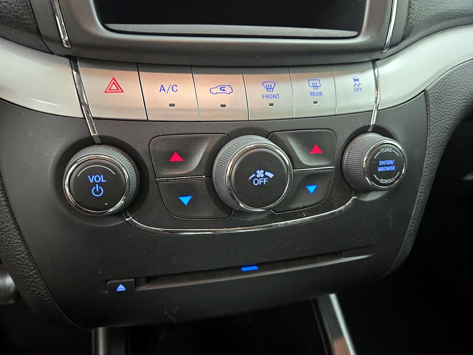 Thumbnail: 2018 Dodge Journey - 16