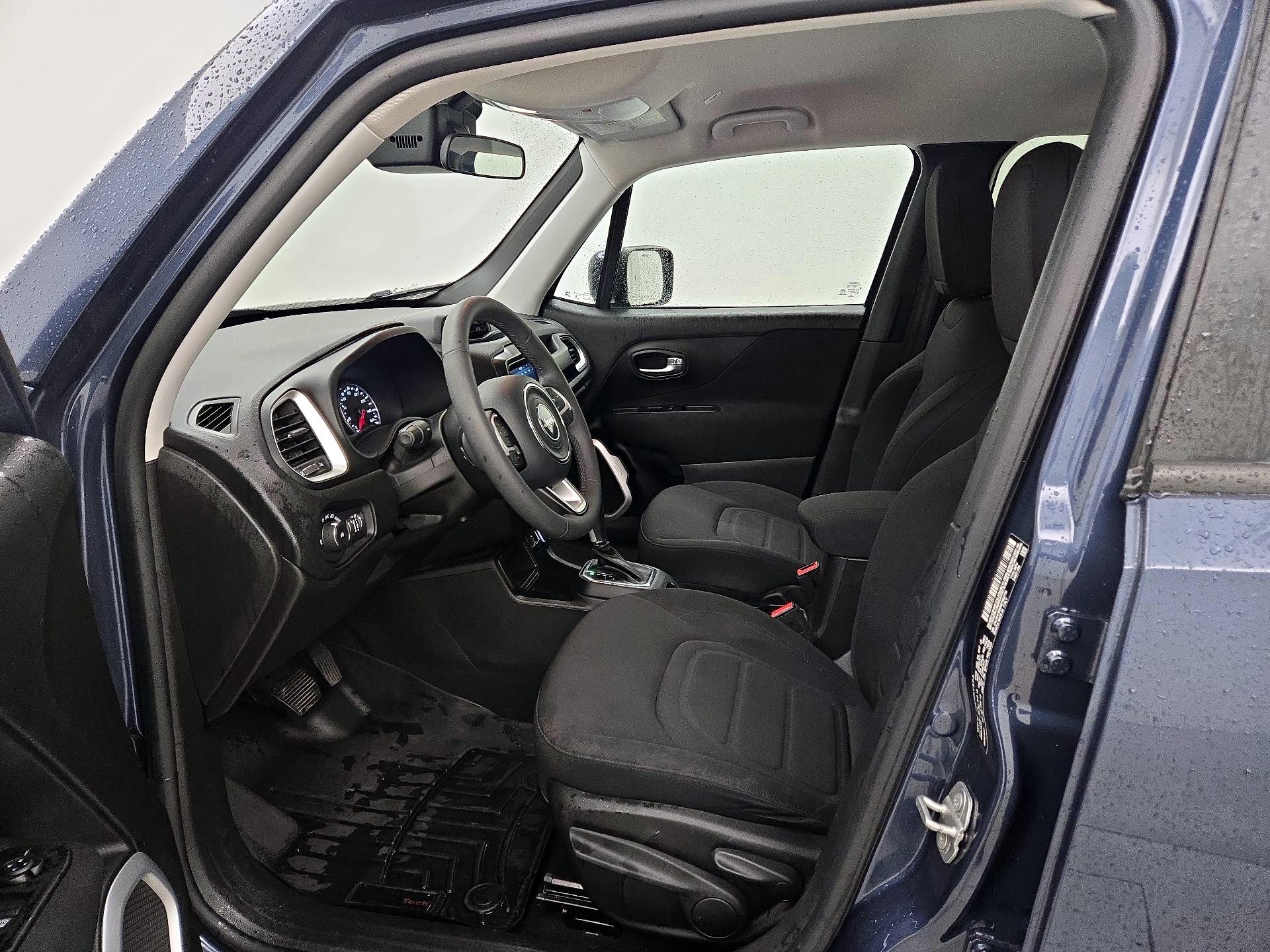 Thumbnail: 2021 Jeep Renegade - 11