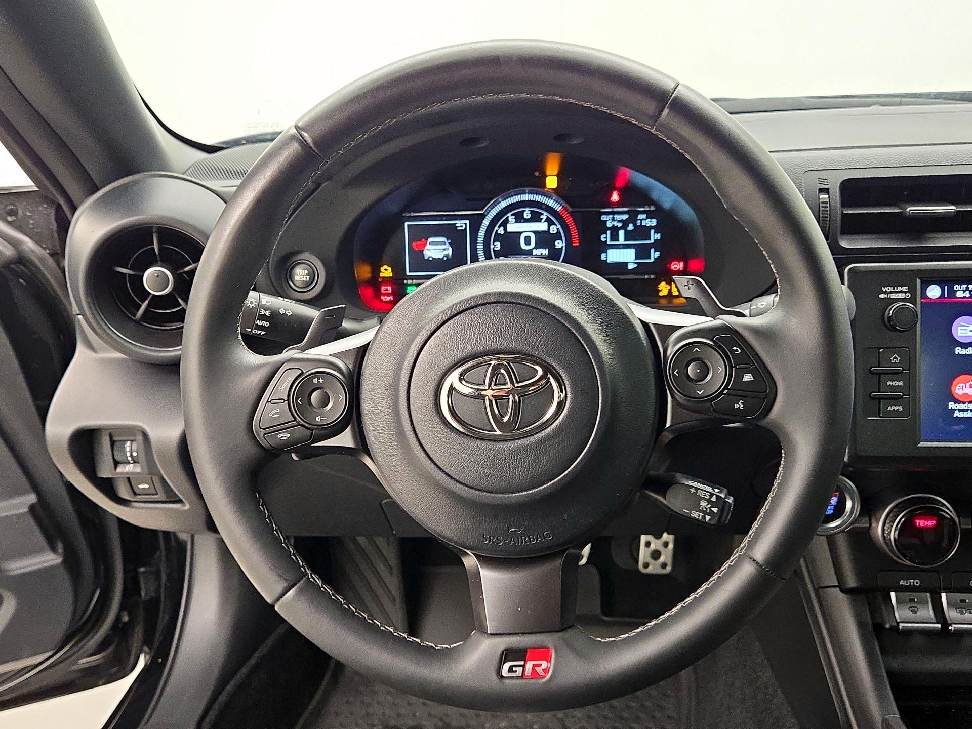 Thumbnail: 2023 Toyota GR86 - 10