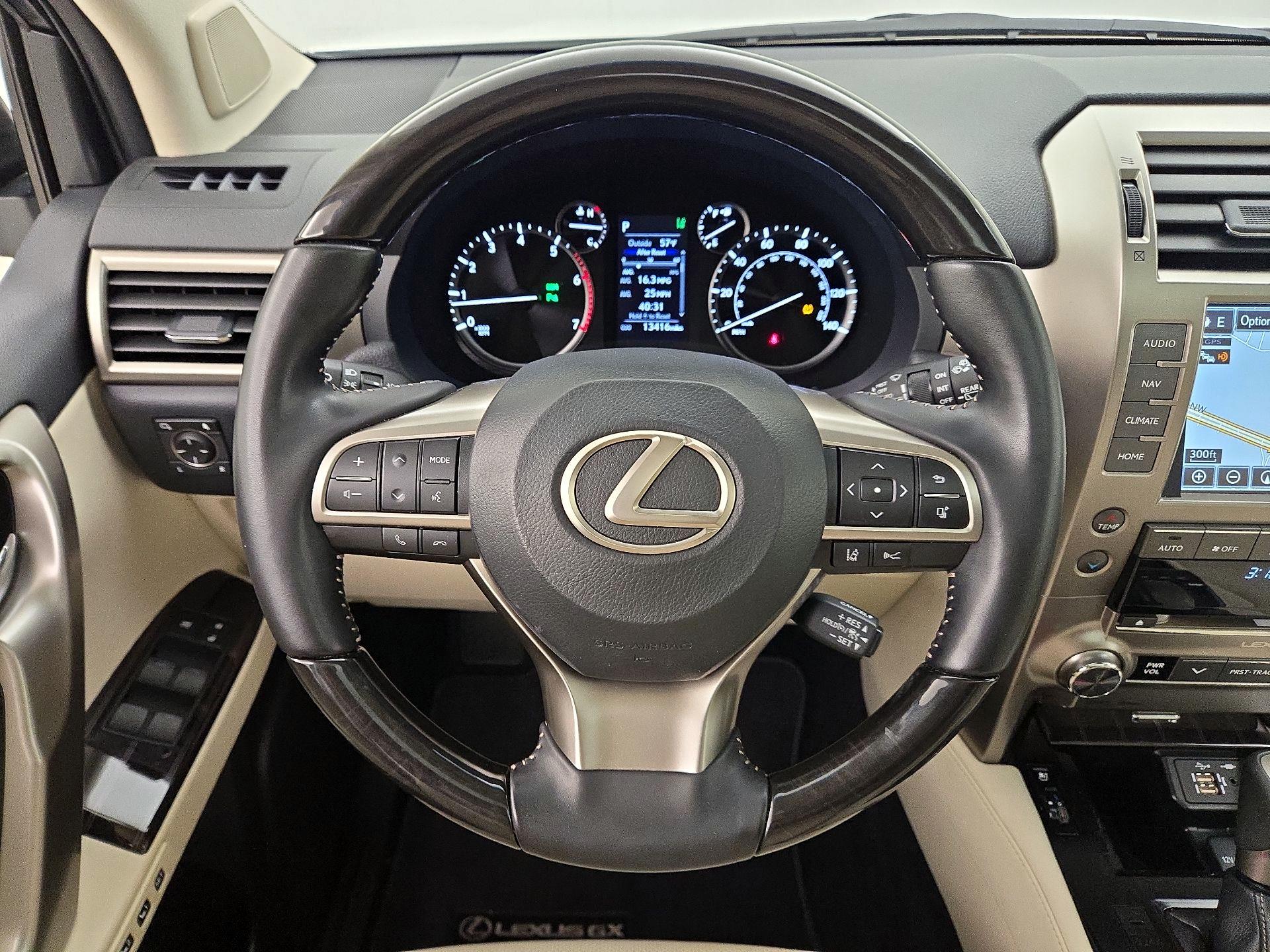 Thumbnail: 2021 Lexus GX - 10