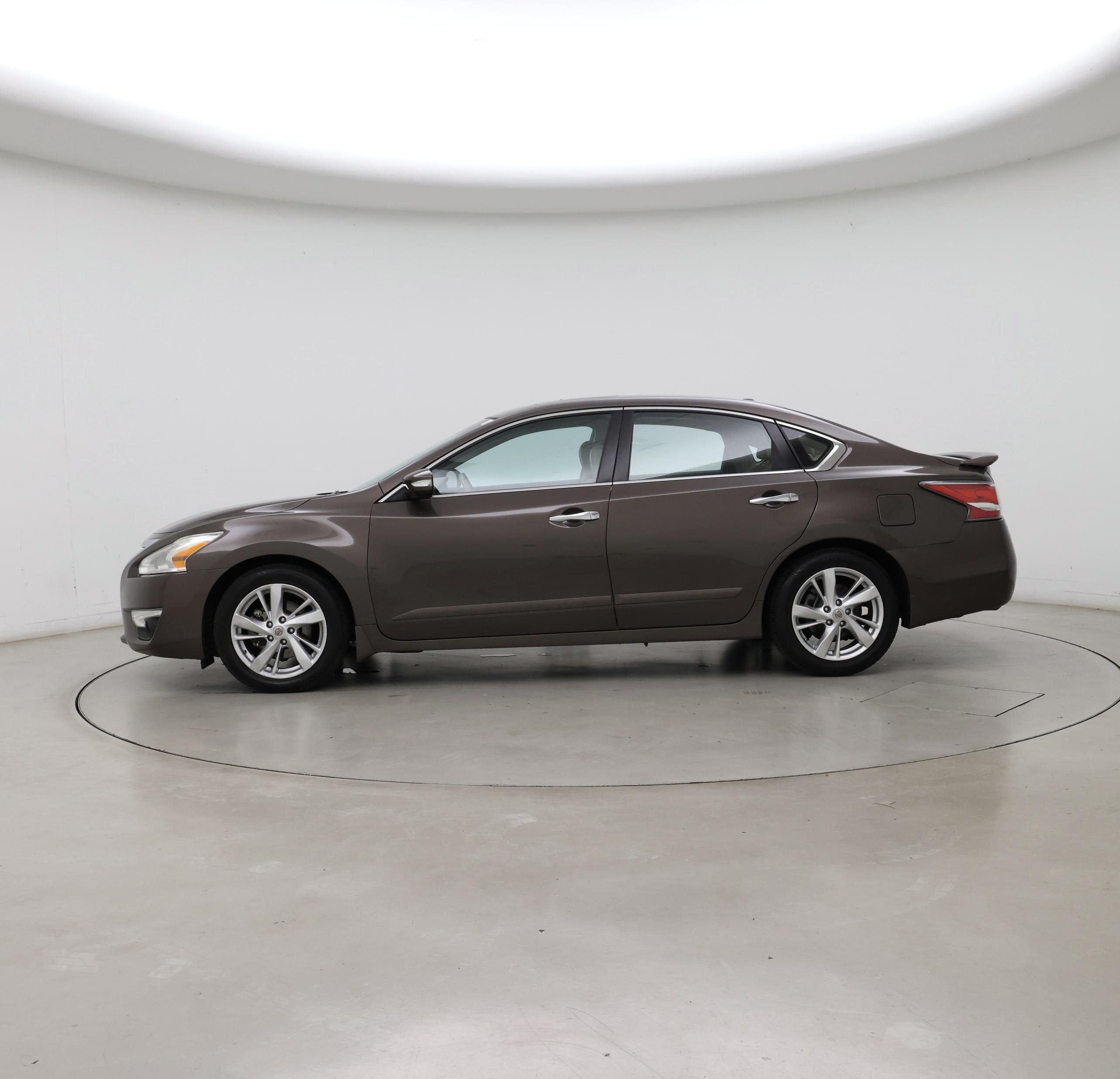 Thumbnail: 2015 Nissan Altima - 3