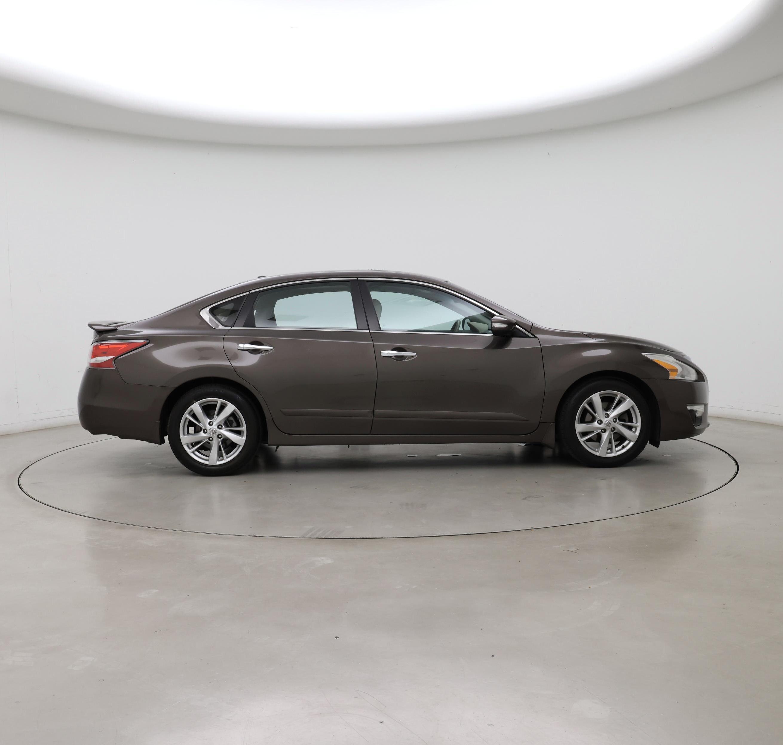 Thumbnail: 2015 Nissan Altima - 7