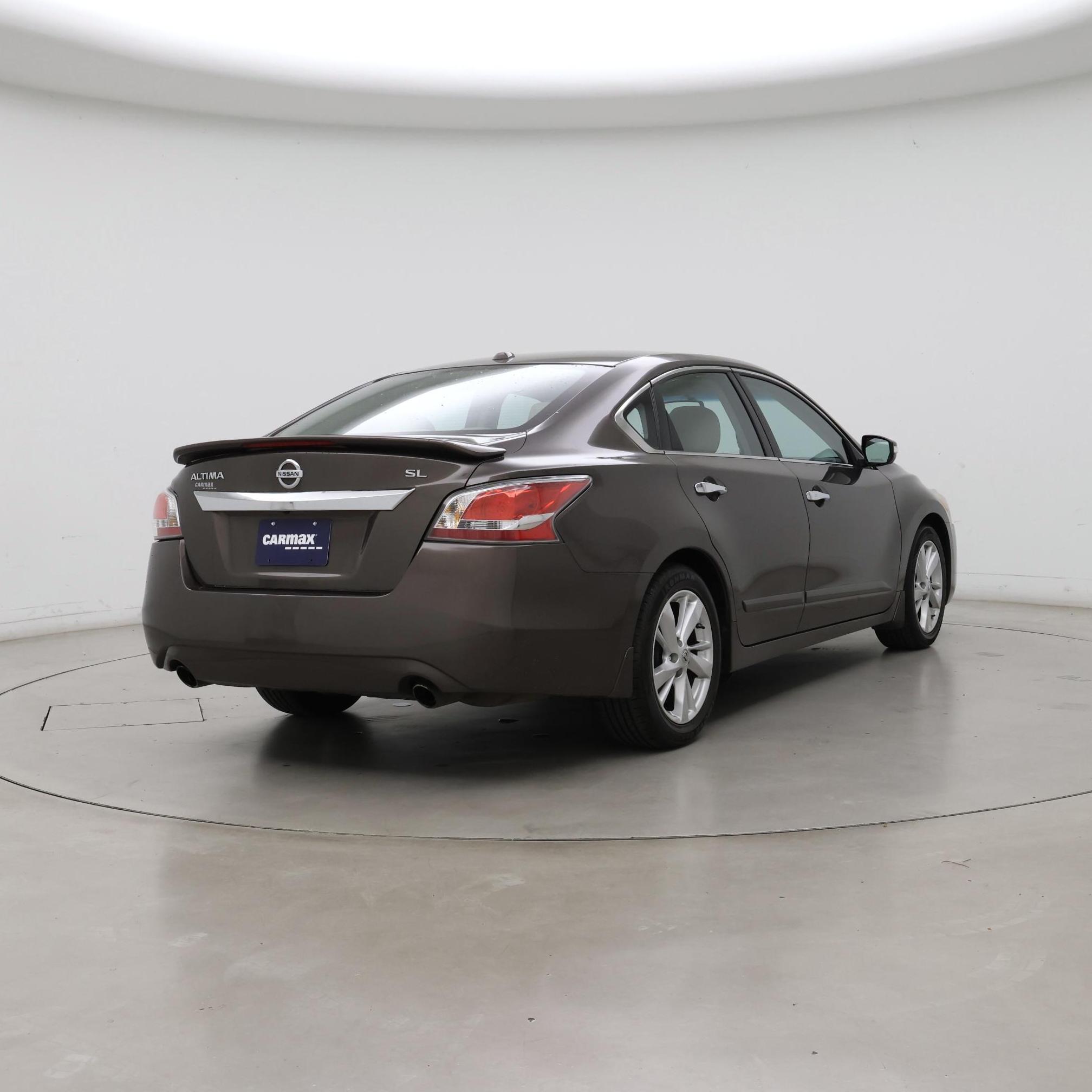 Thumbnail: 2015 Nissan Altima - 8