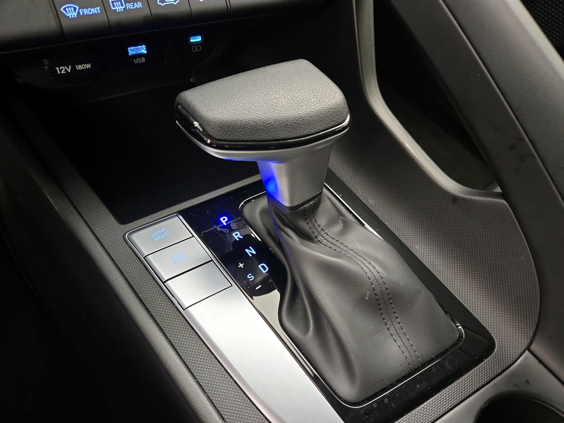 Thumbnail: 2024 Hyundai Elantra - 18