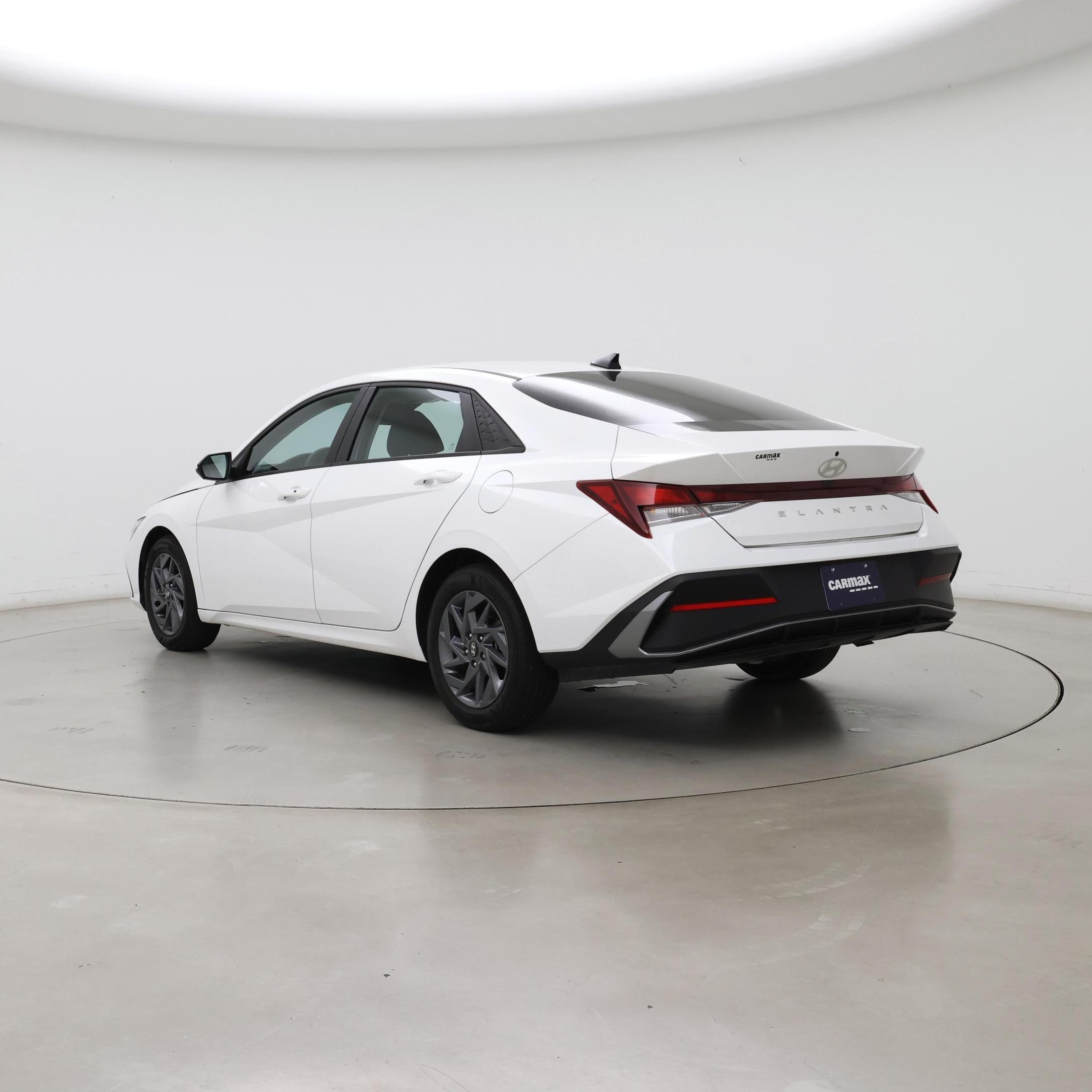 Thumbnail: 2024 Hyundai Elantra - 2