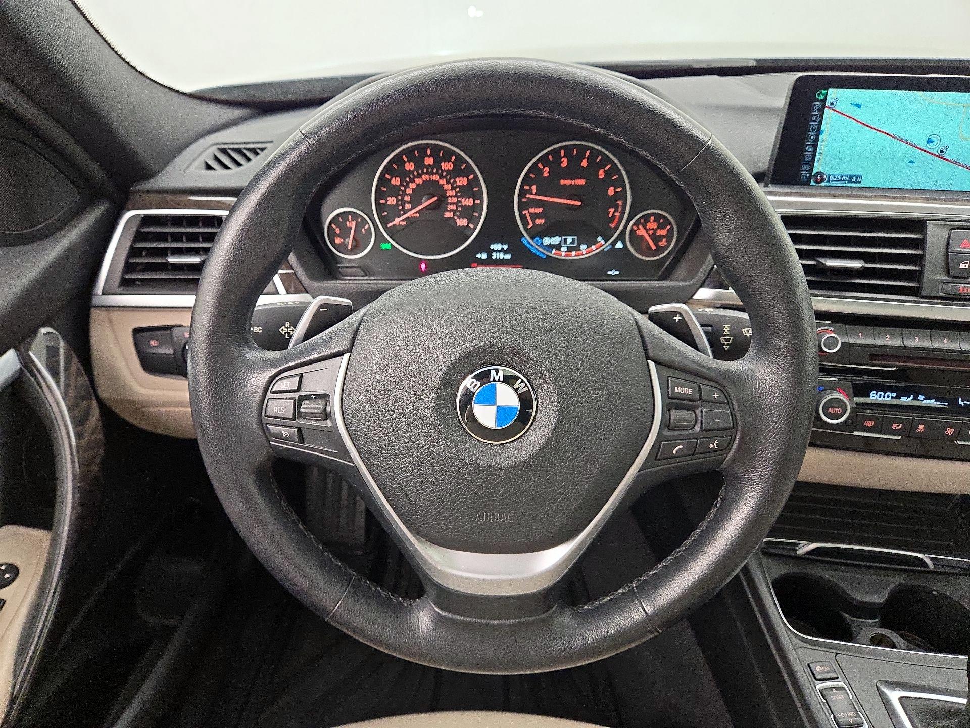 Thumbnail: 2016 BMW 3 Series - 10