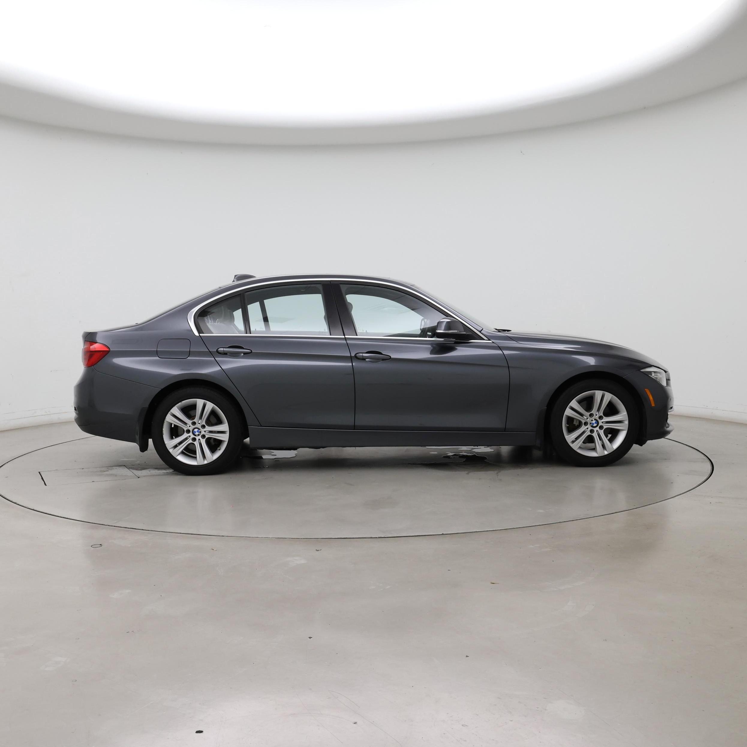 Thumbnail: 2016 BMW 3 Series - 7