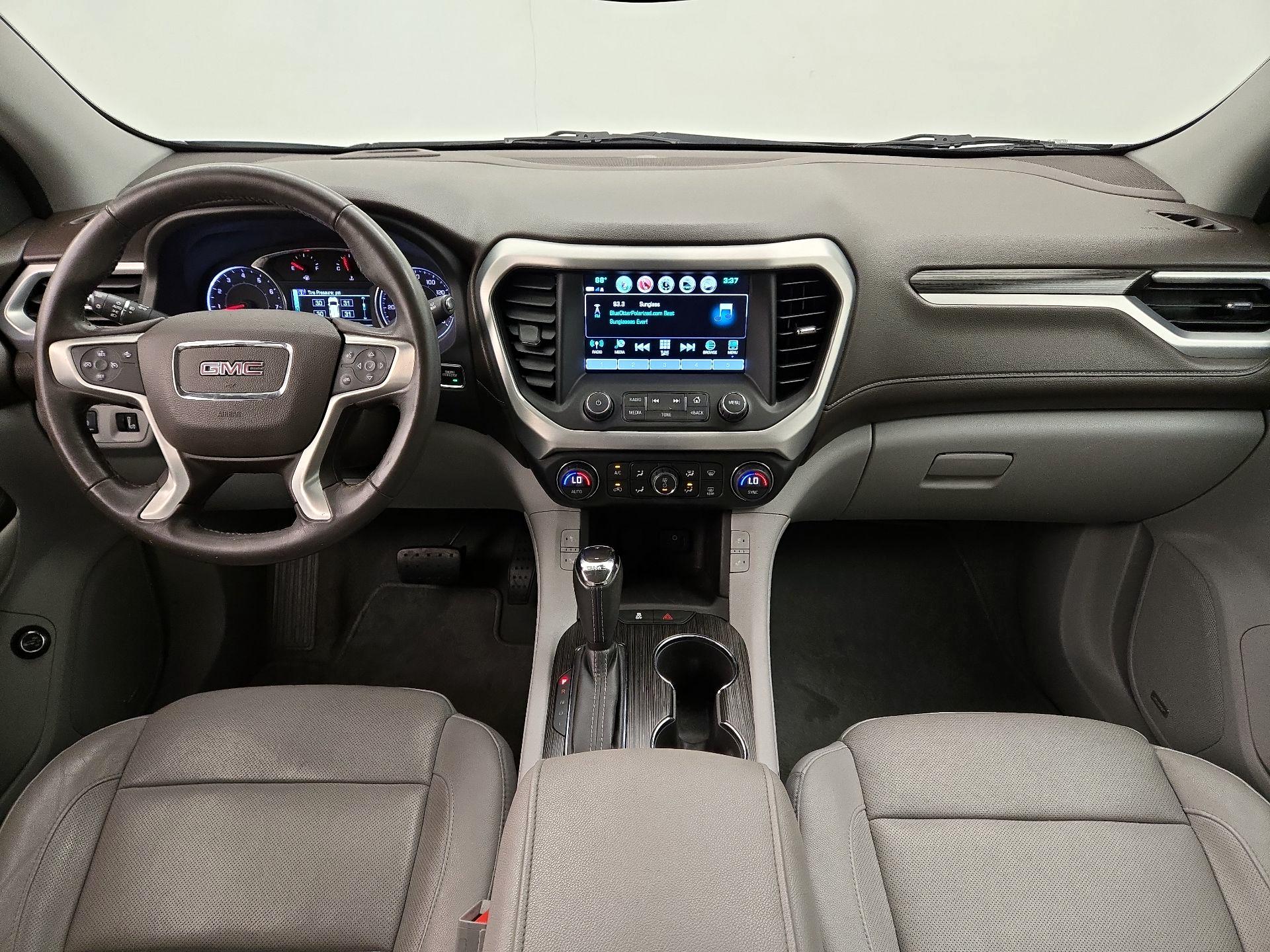 Thumbnail: 2017 GMC Acadia - 9