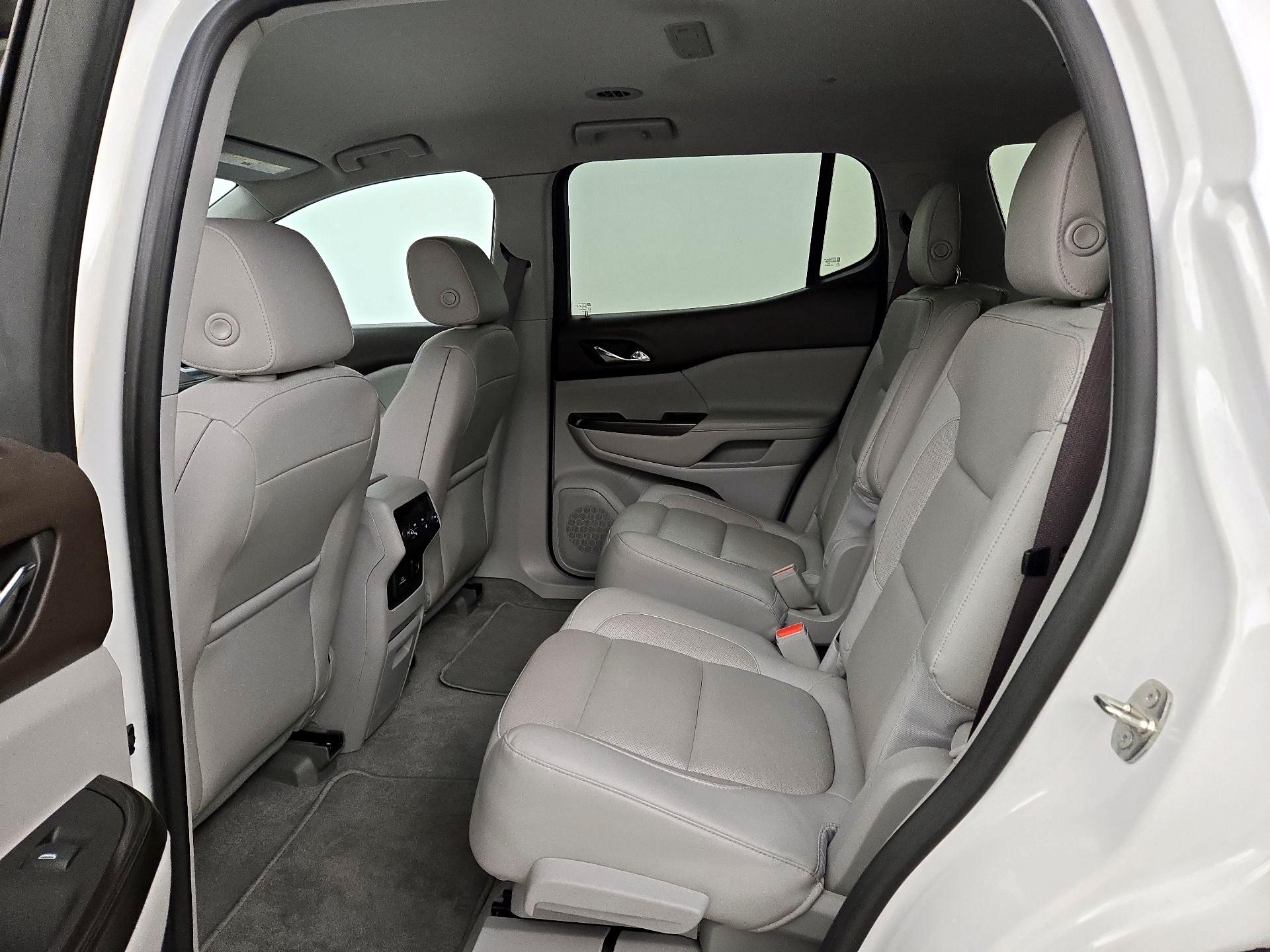 Thumbnail: 2017 GMC Acadia - 19