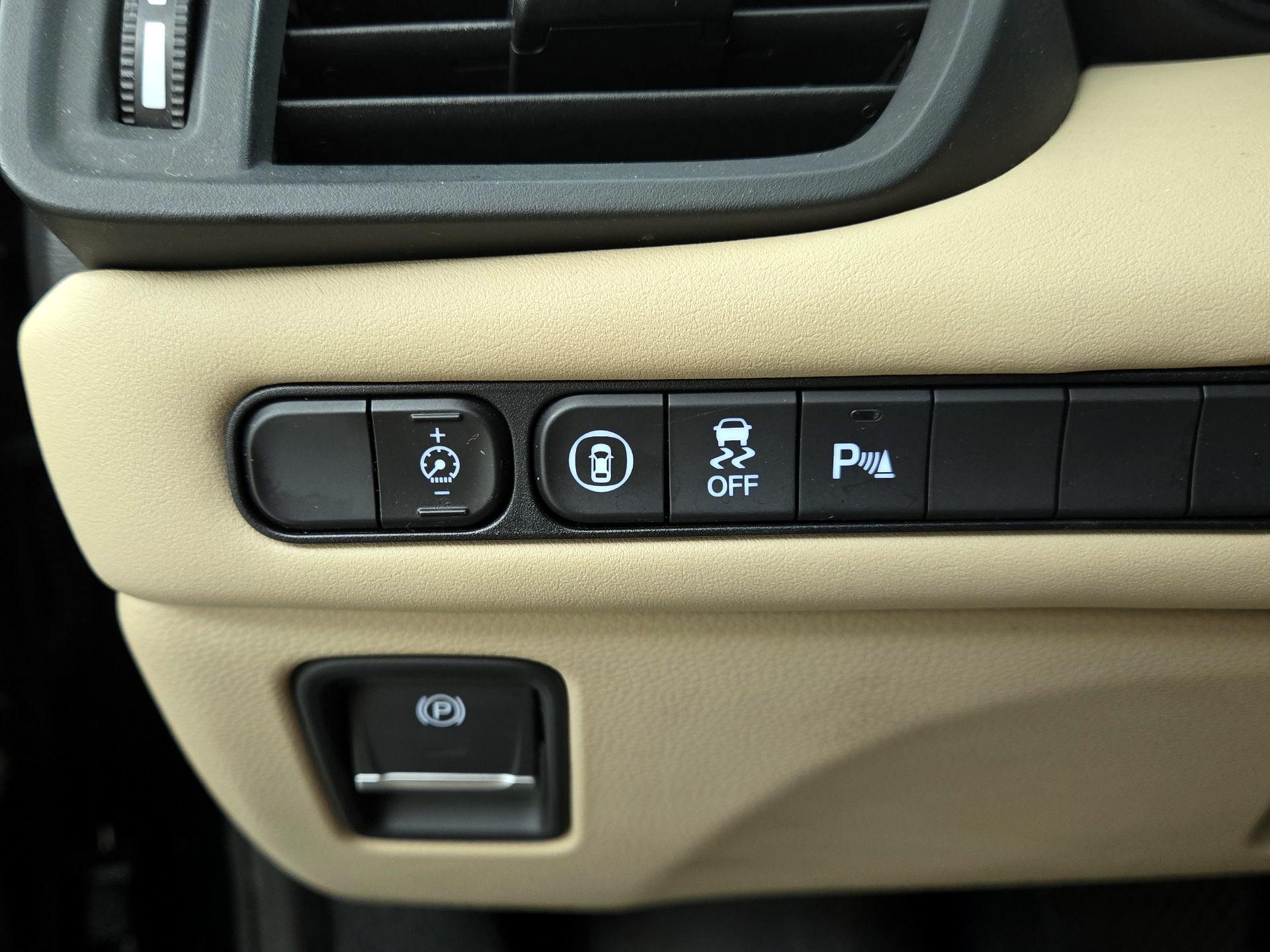 Thumbnail: 2021 Acura TLX - 13