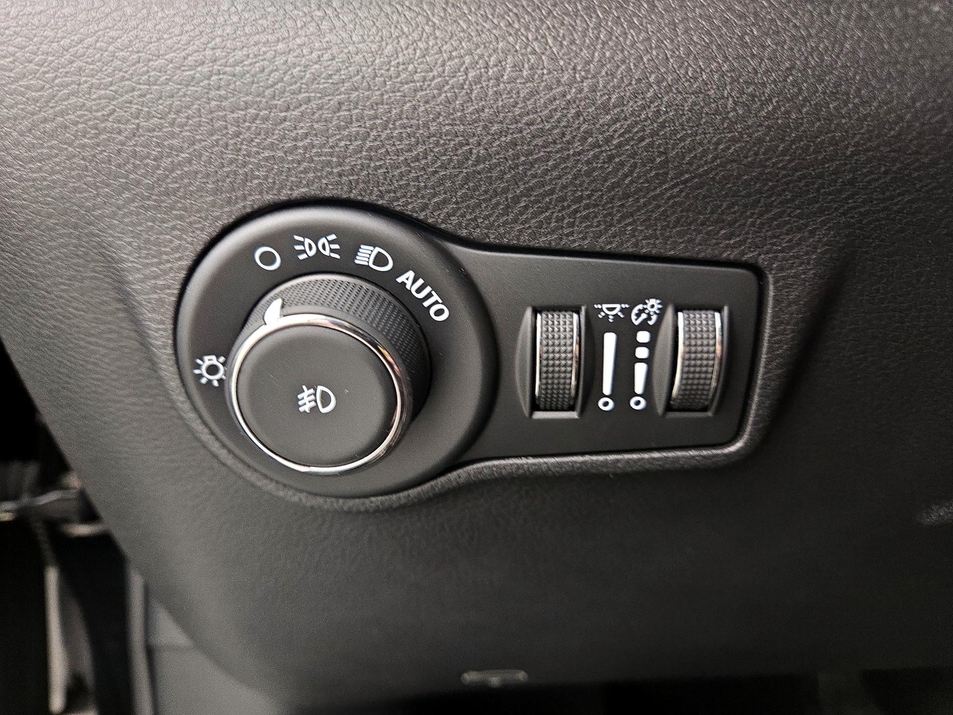 Thumbnail: 2024 Jeep Compass - 13