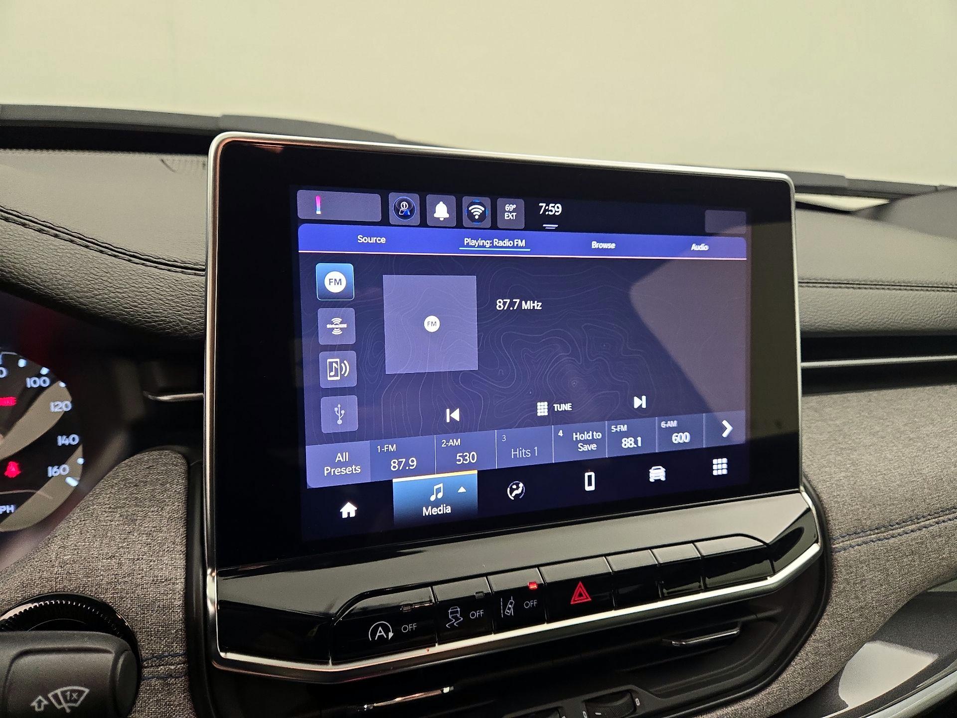 Thumbnail: 2024 Jeep Compass - 15