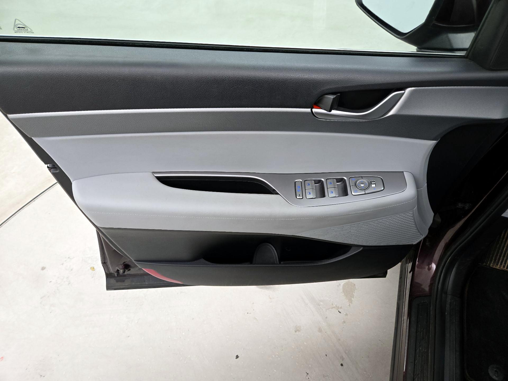 Thumbnail: 2022 Hyundai Palisade - 12