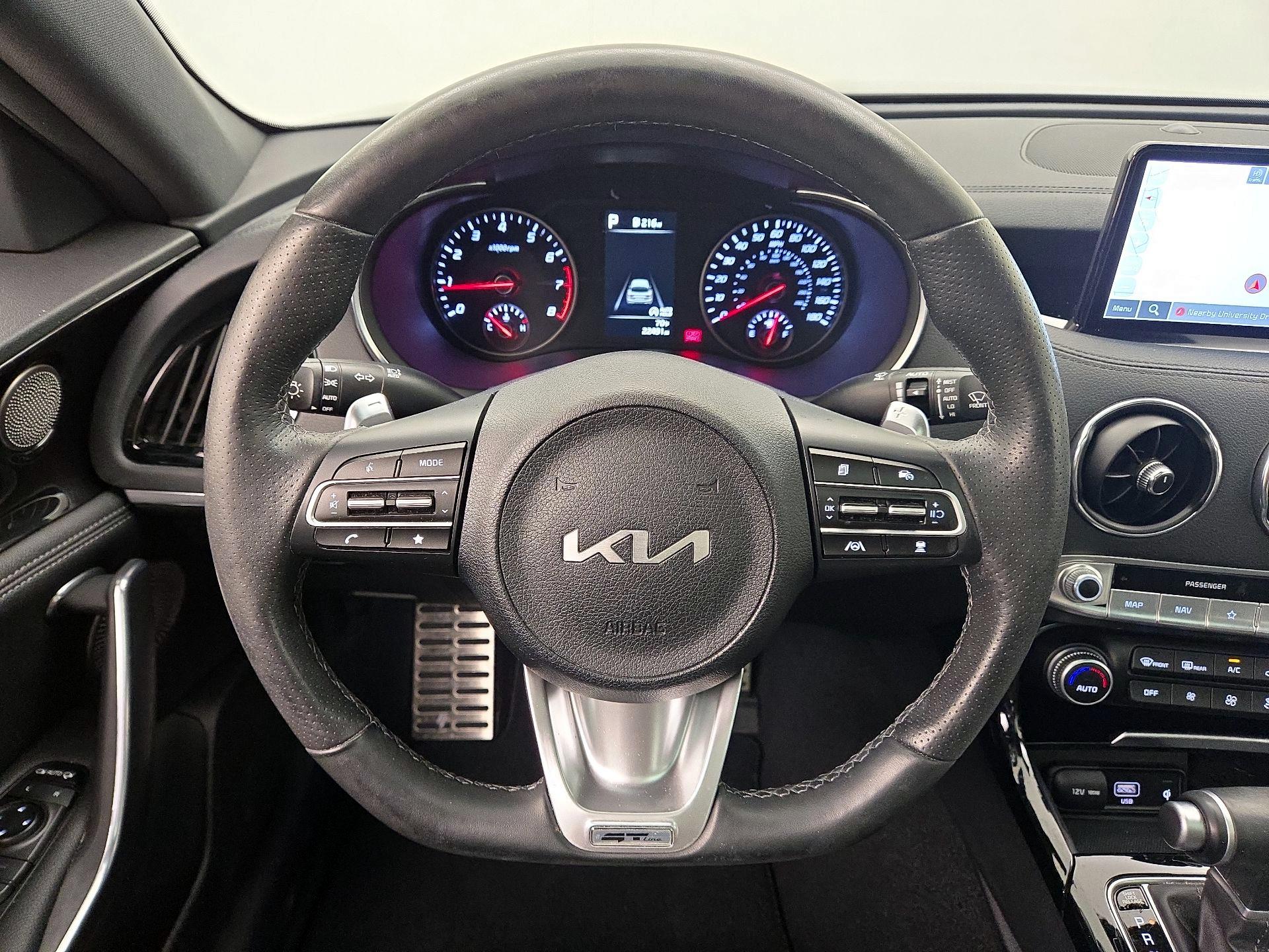 Thumbnail: 2023 Kia Stinger - 10