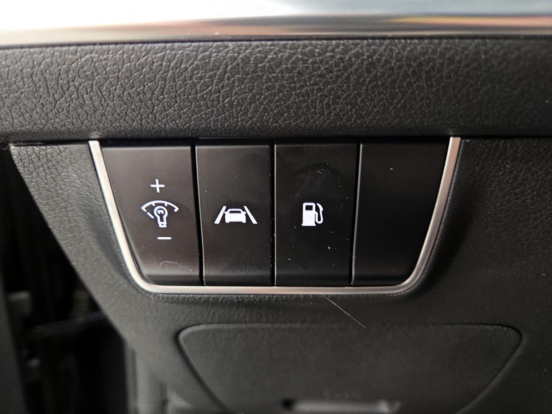 Thumbnail: 2023 Kia Stinger - 13