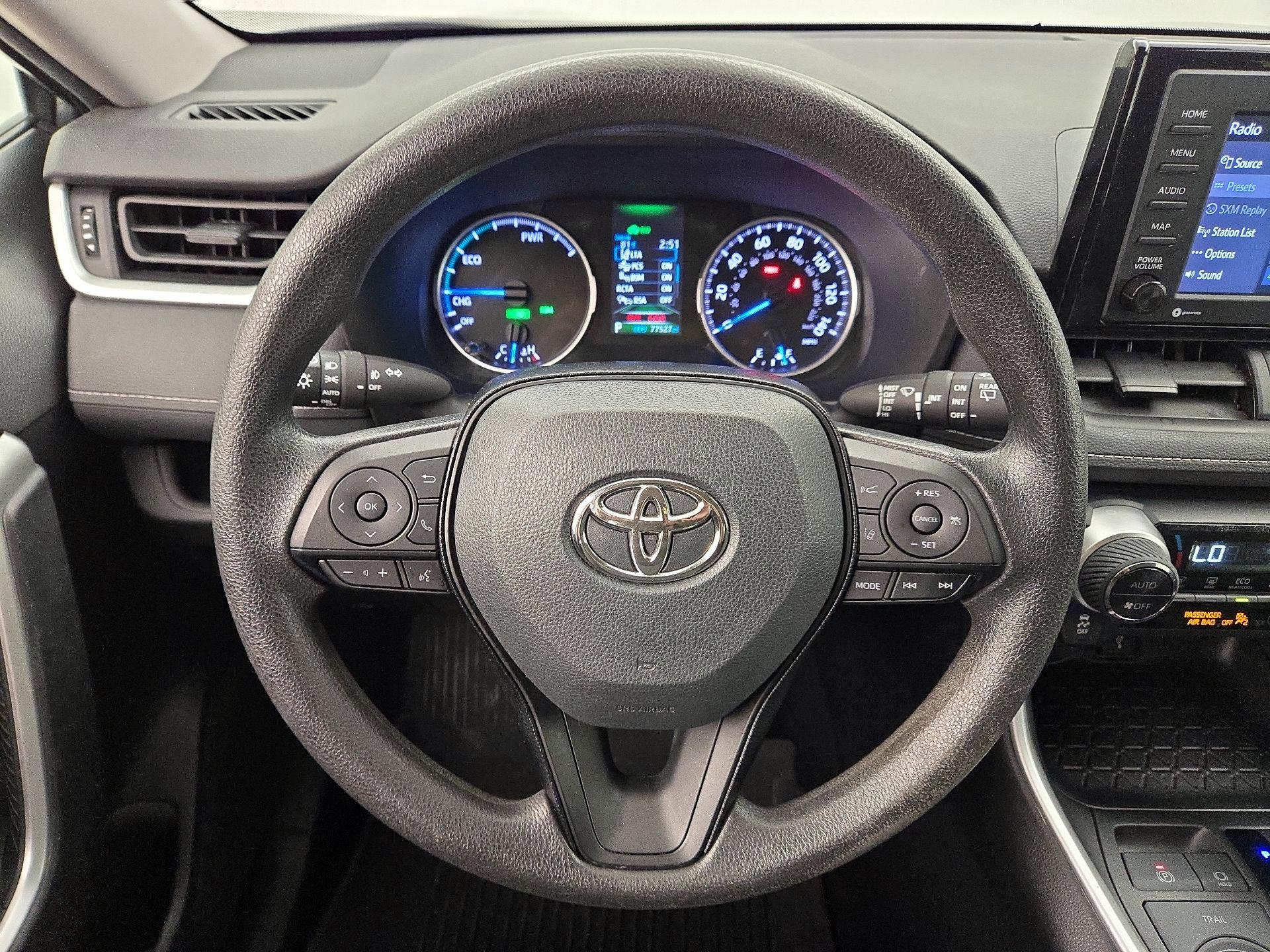 Thumbnail: 2021 Toyota RAV4 - 10