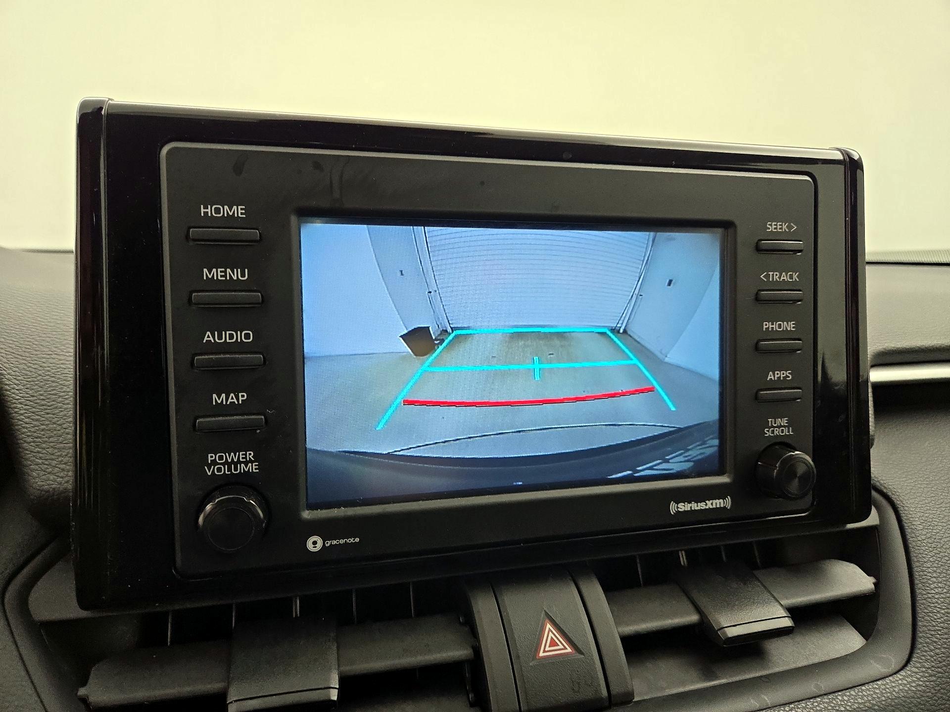 Thumbnail: 2021 Toyota RAV4 - 14