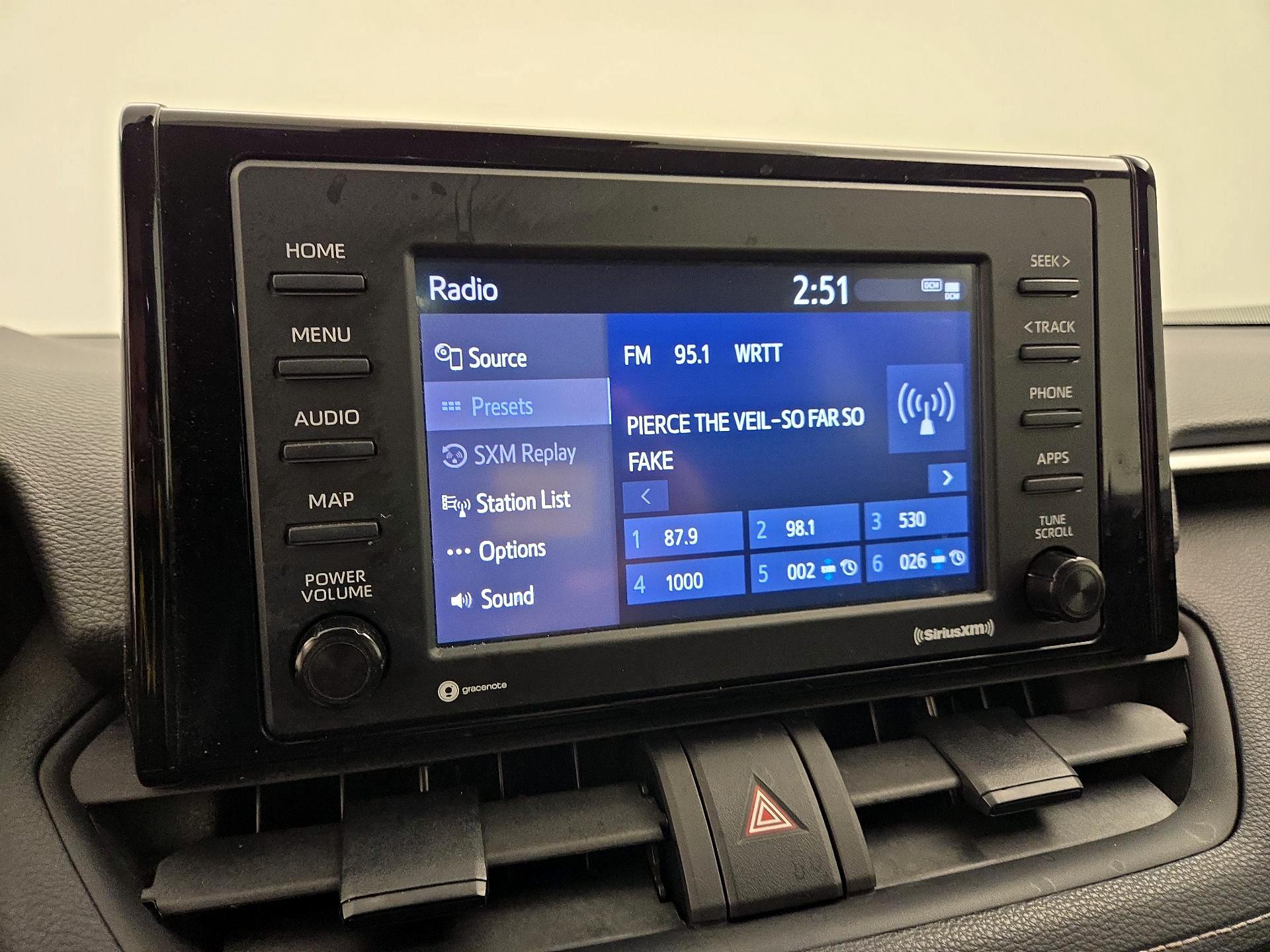 Thumbnail: 2021 Toyota RAV4 - 15