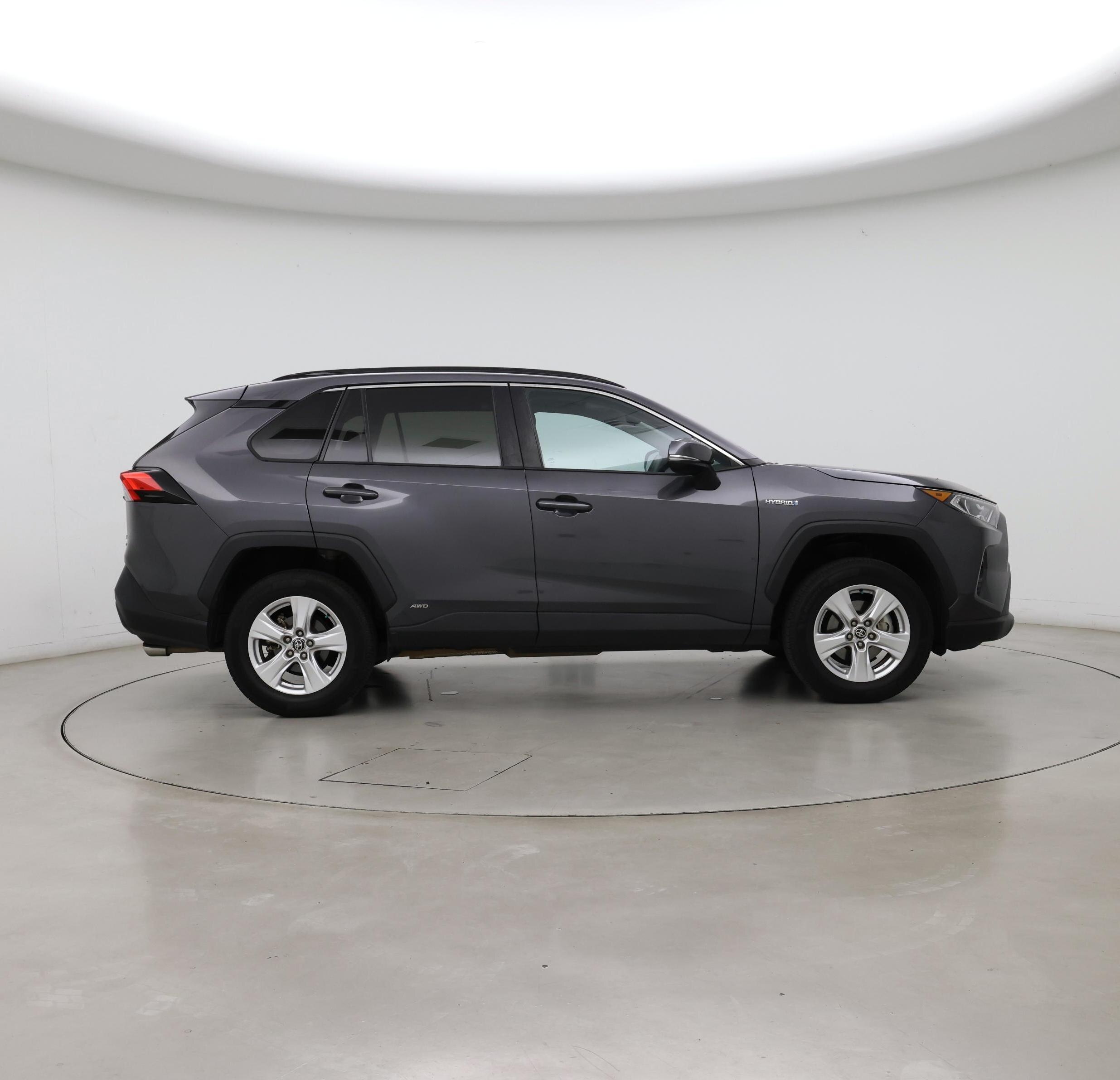 Thumbnail: 2021 Toyota RAV4 - 7