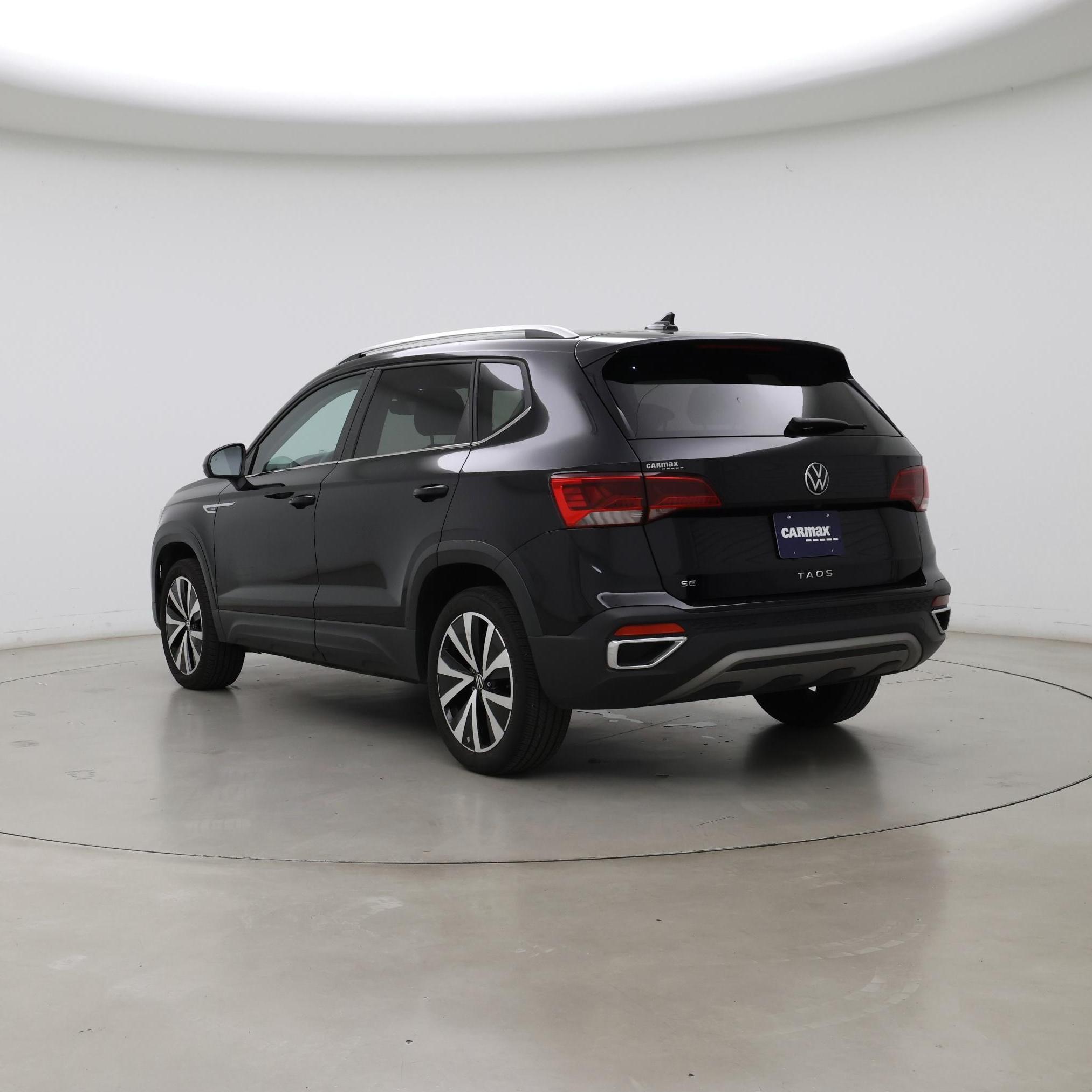 Thumbnail: 2022 Volkswagen Taos - 2