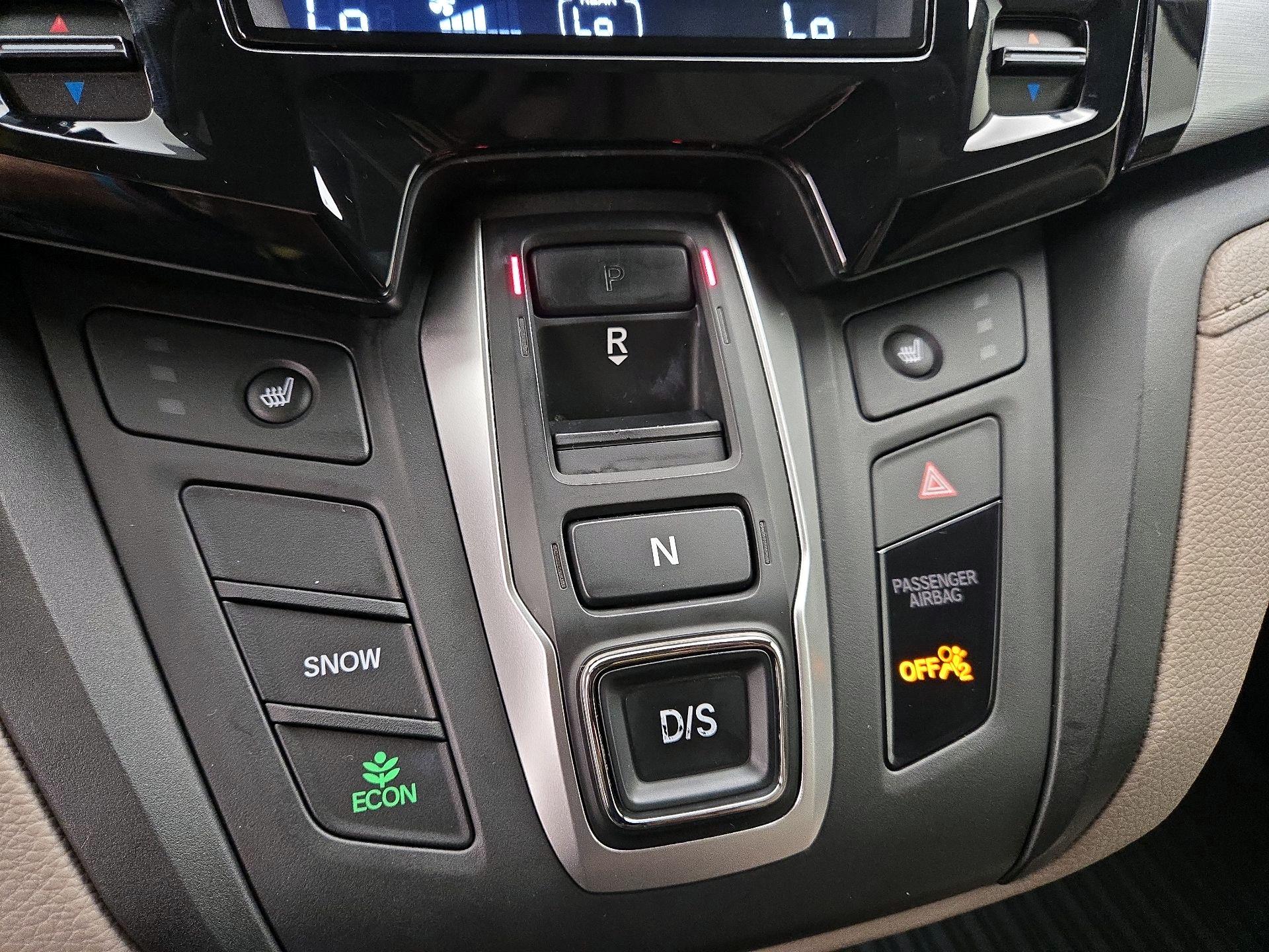 Thumbnail: 2019 Honda Odyssey - 17