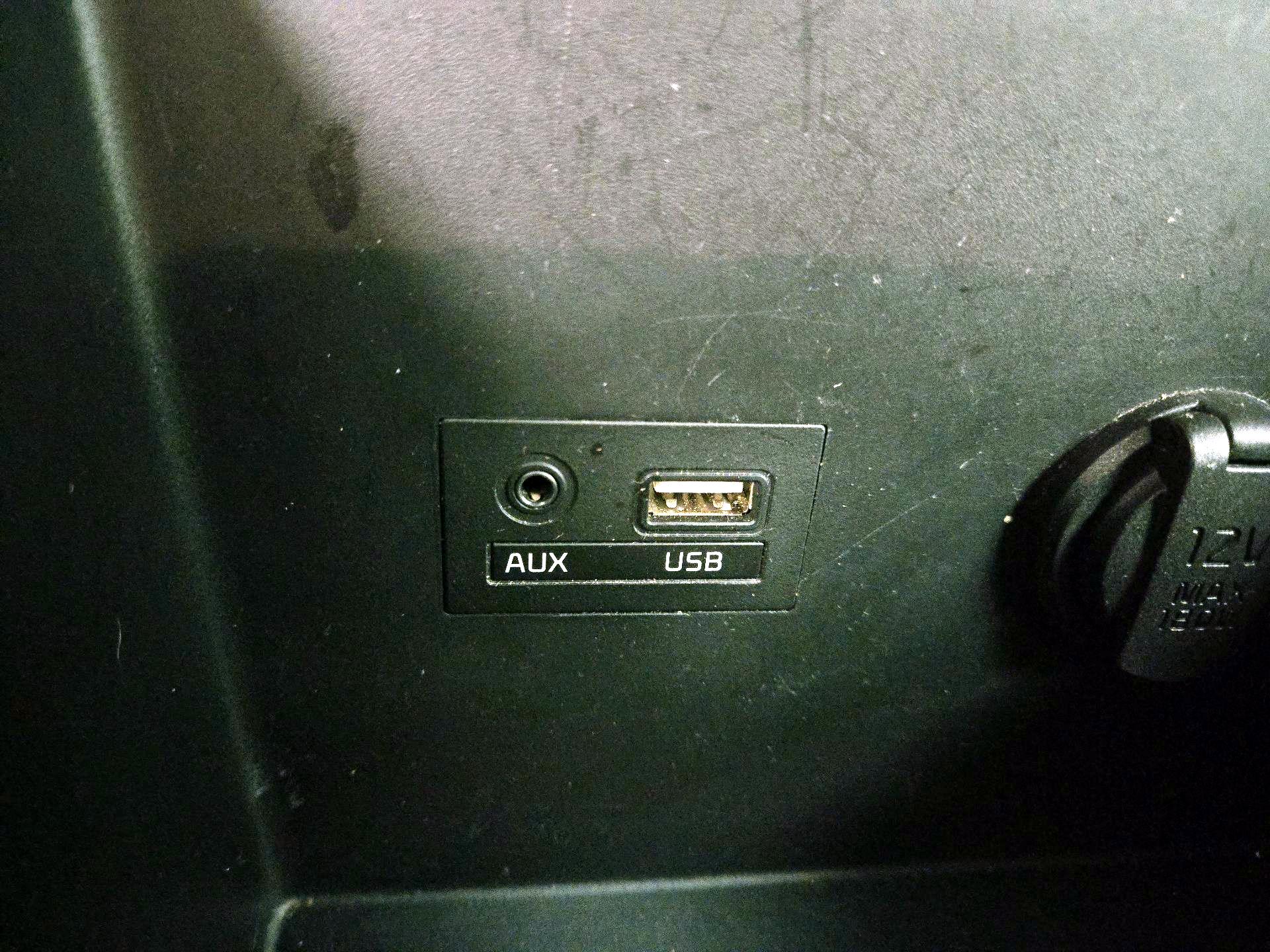 Thumbnail: 2017 Kia Forte - 17