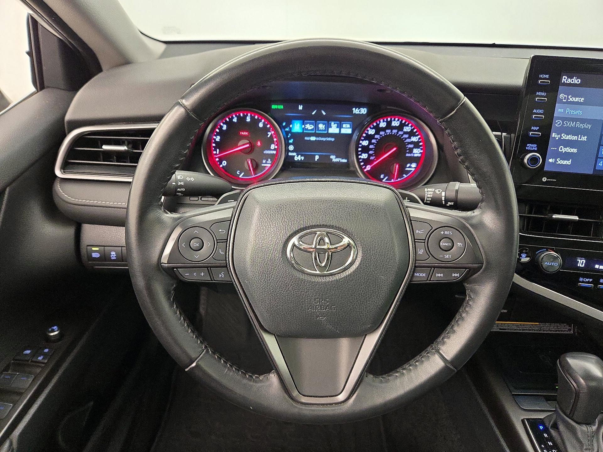 Thumbnail: 2021 Toyota Camry - 10