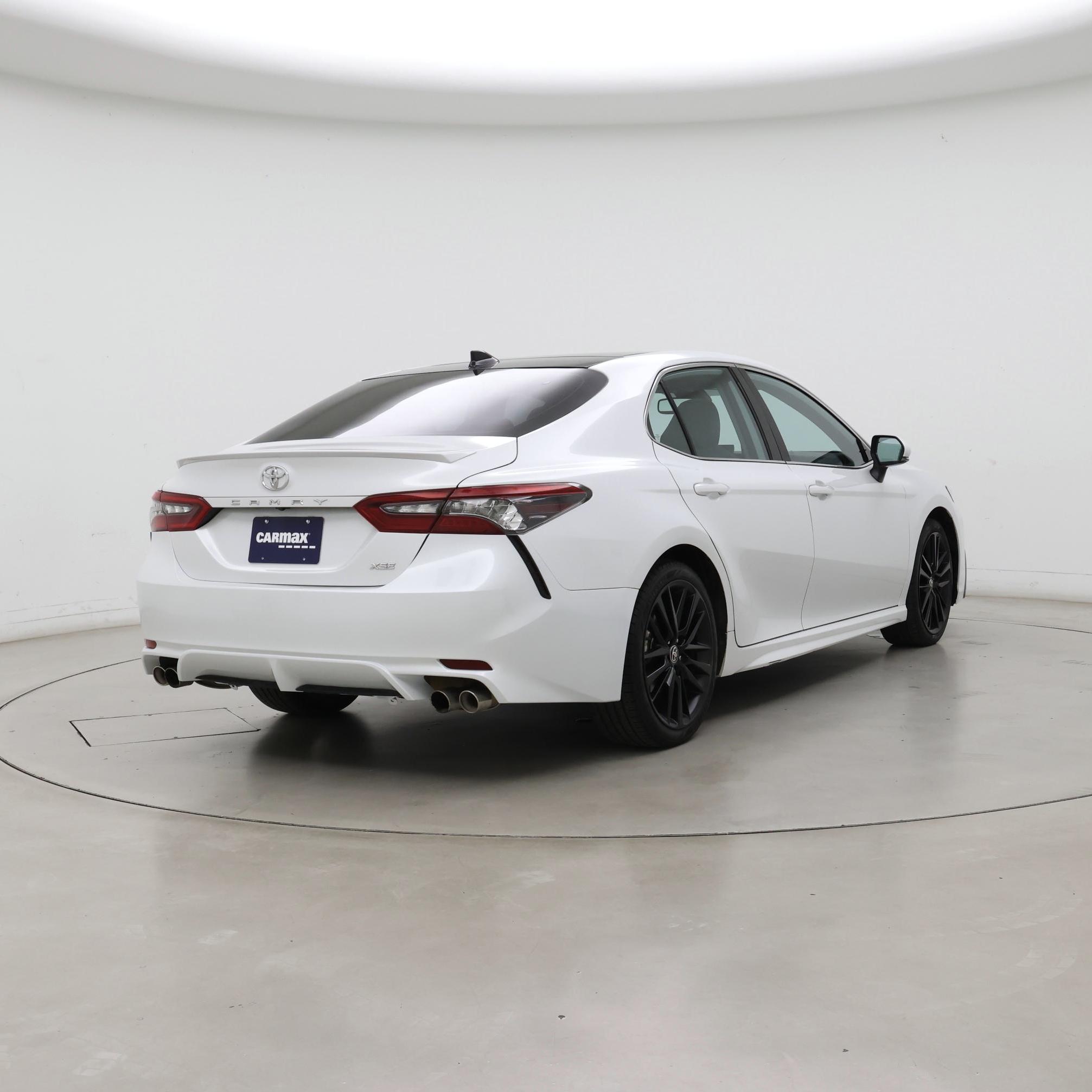 Thumbnail: 2021 Toyota Camry - 8