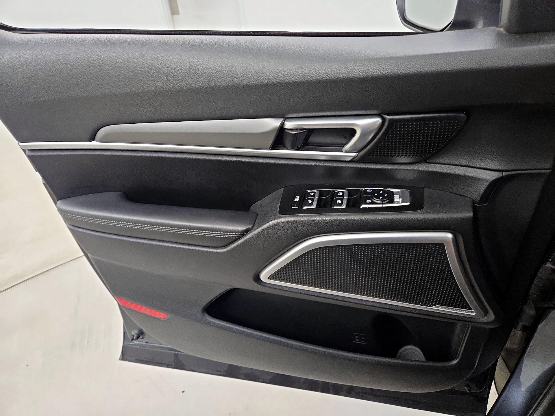 Thumbnail: 2022 Kia Telluride - 12