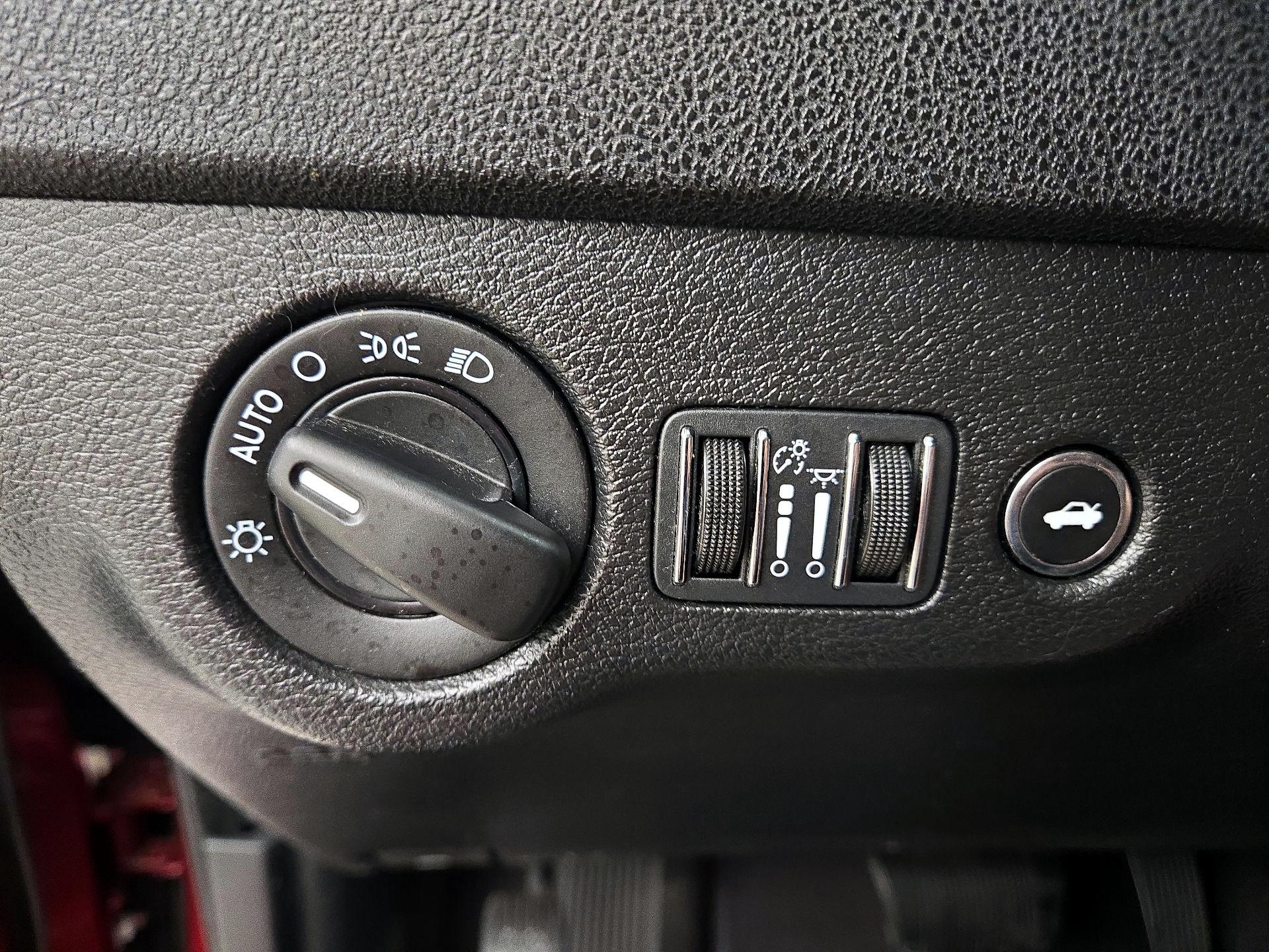 Thumbnail: 2019 Dodge Charger - 13