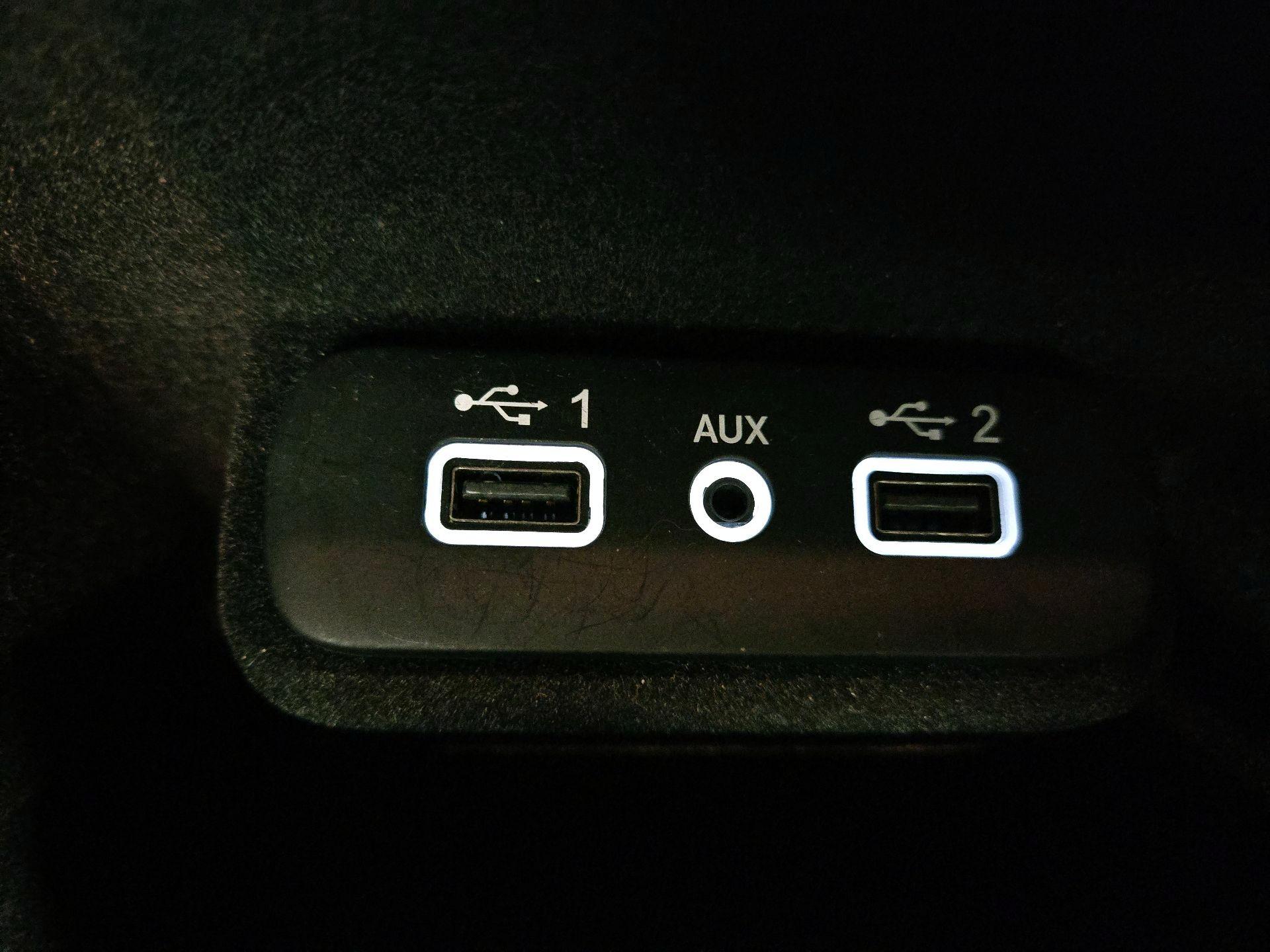 Thumbnail: 2019 Dodge Charger - 18